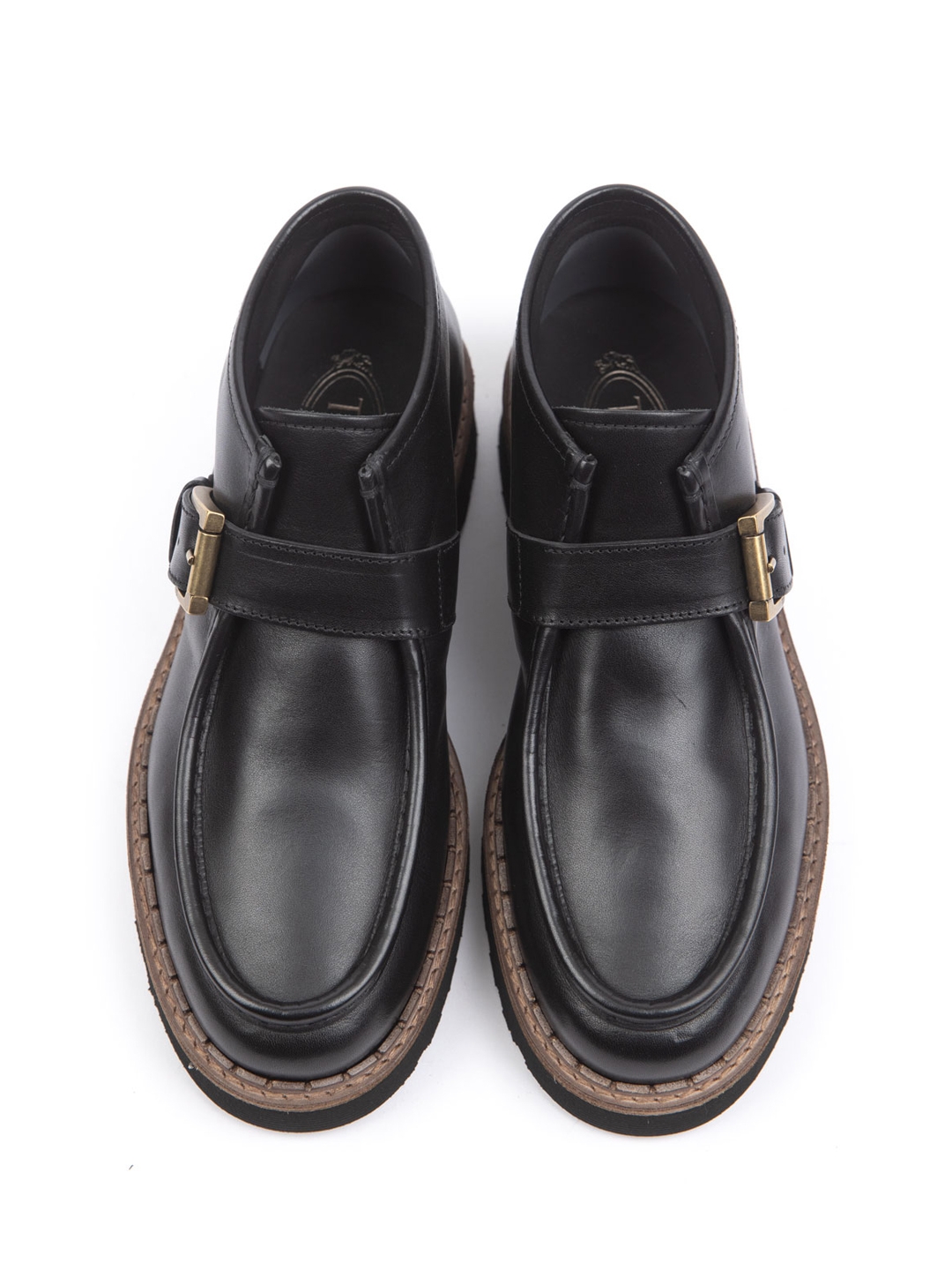 Кожаные ботинки гладкие на текстурной подошве — купить в интернет-магазине Verdistore