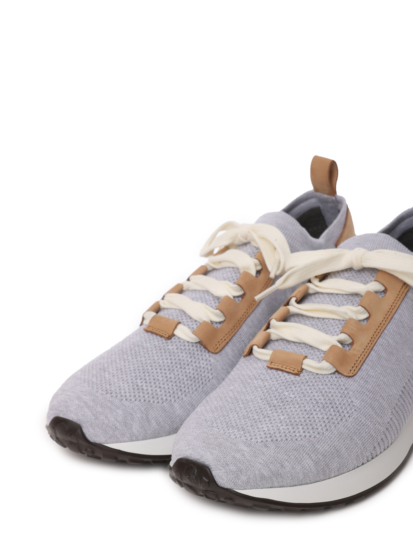 Кроссовки серые тканевые на белой подошве — купить в интернет-магазине Verdistore