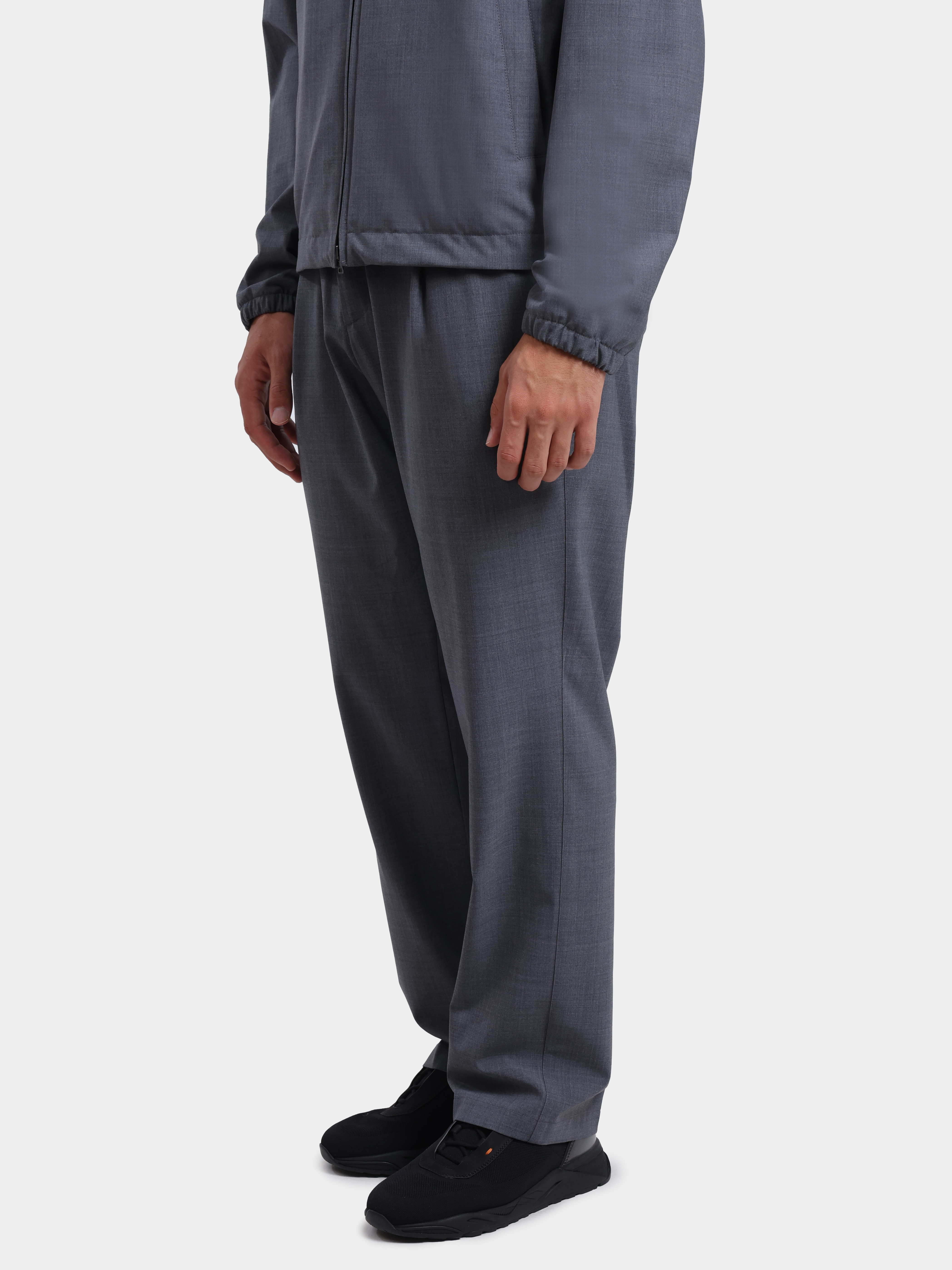 Брюки Herno PT000163U 12808 9450 серые мужские прямого кроя  — купить в интернет-магазине Verdistore