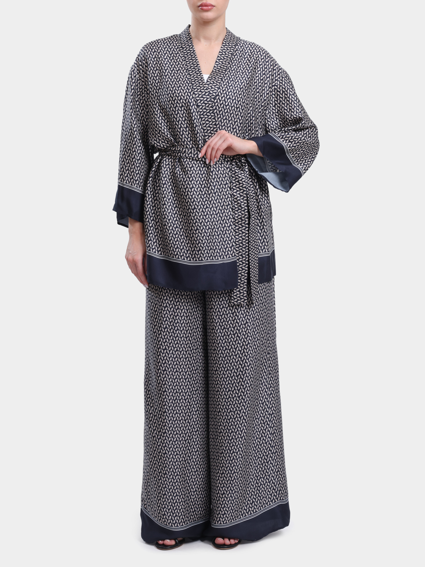 Кимоно Peserico S06465A 8190 961 женское из вискозы — купить в интернет-магазине Verdistore
