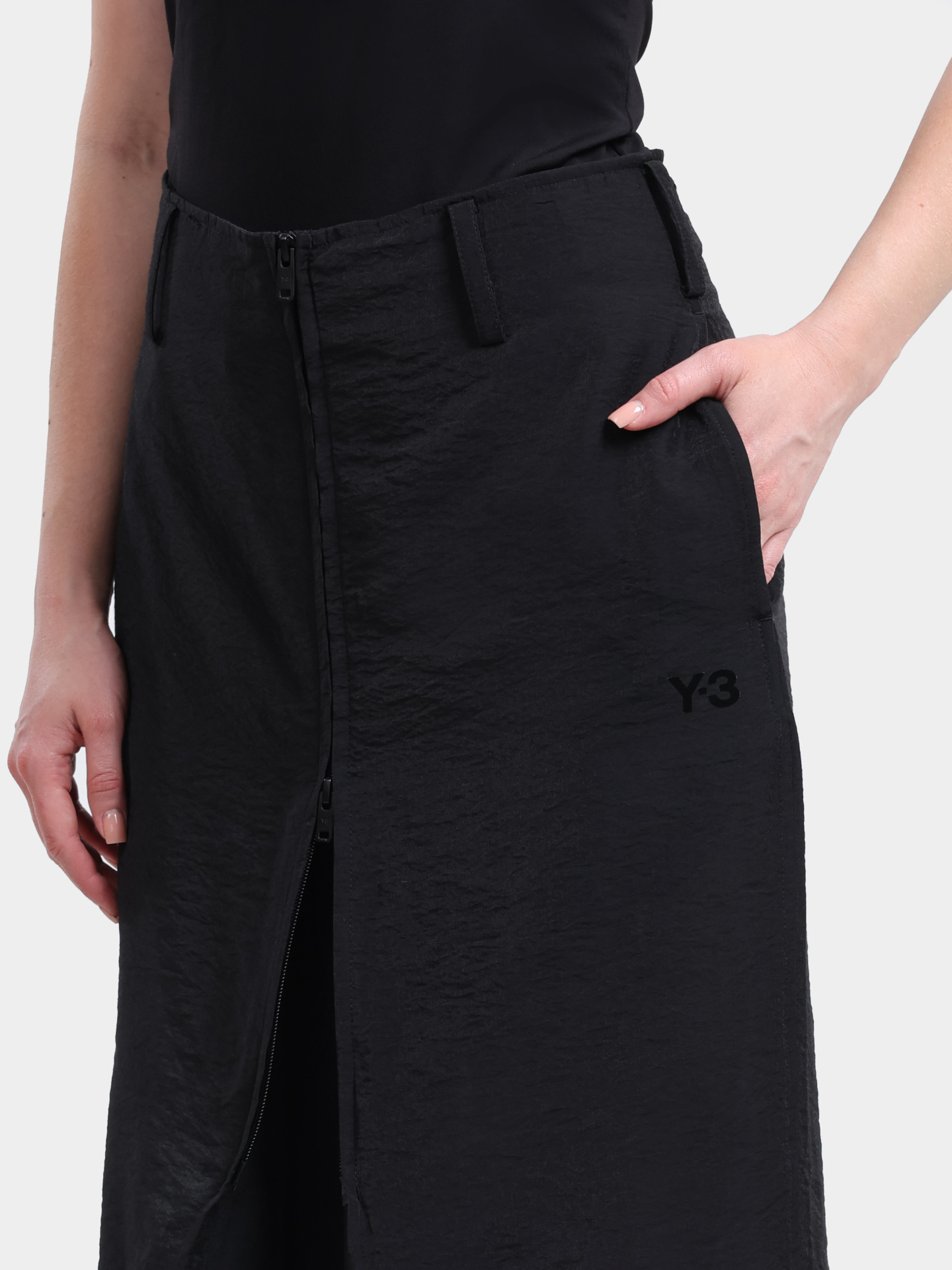 Брюки Y-3 KG3562 BLACK черные женские на молнии — купить в интернет-магазине Verdistore
