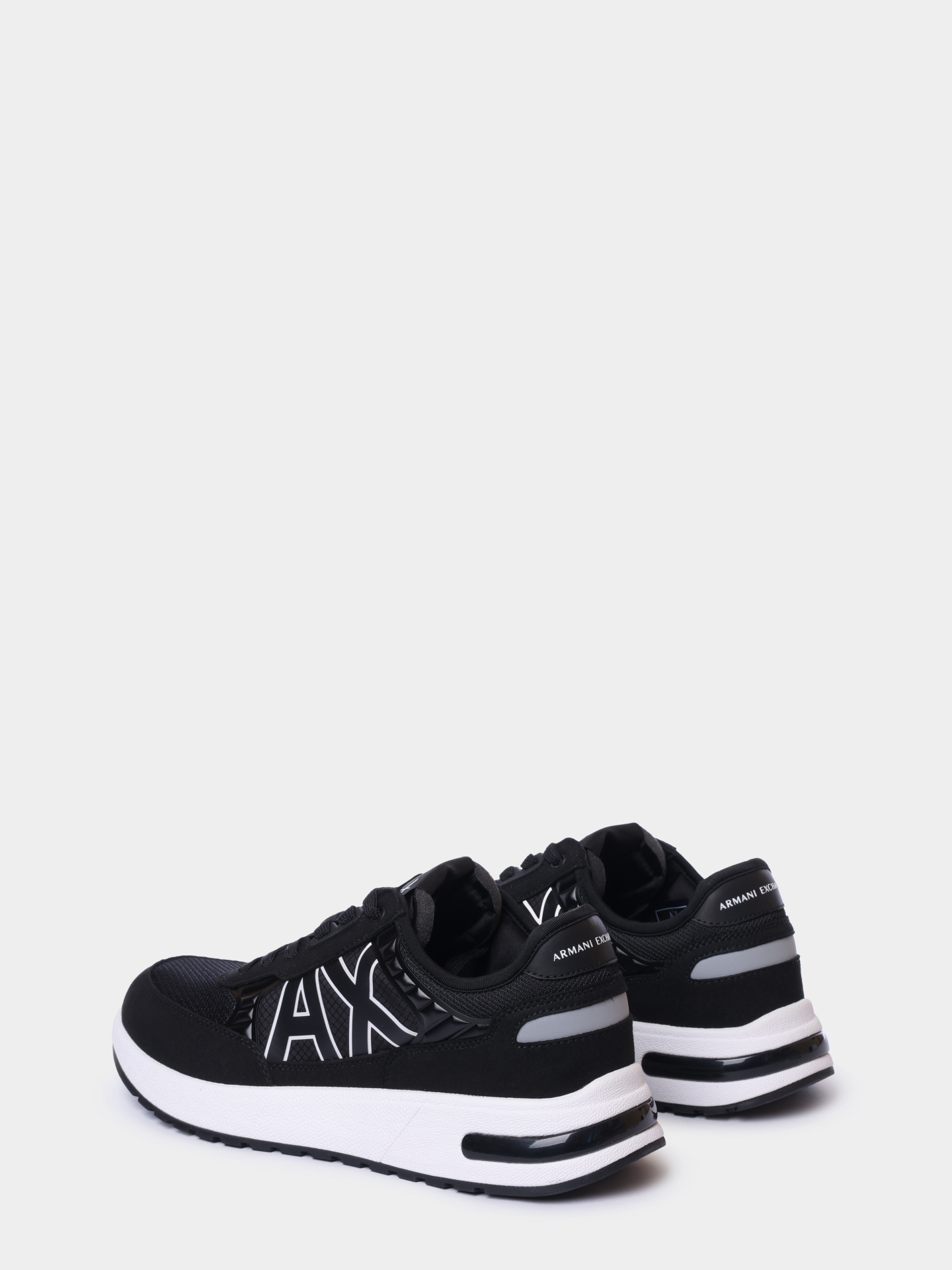 Кроссовки Armani Exchange XUX090 XV276 00002 черные мужские из текстиля — купить в интернет-магазине Verdistore