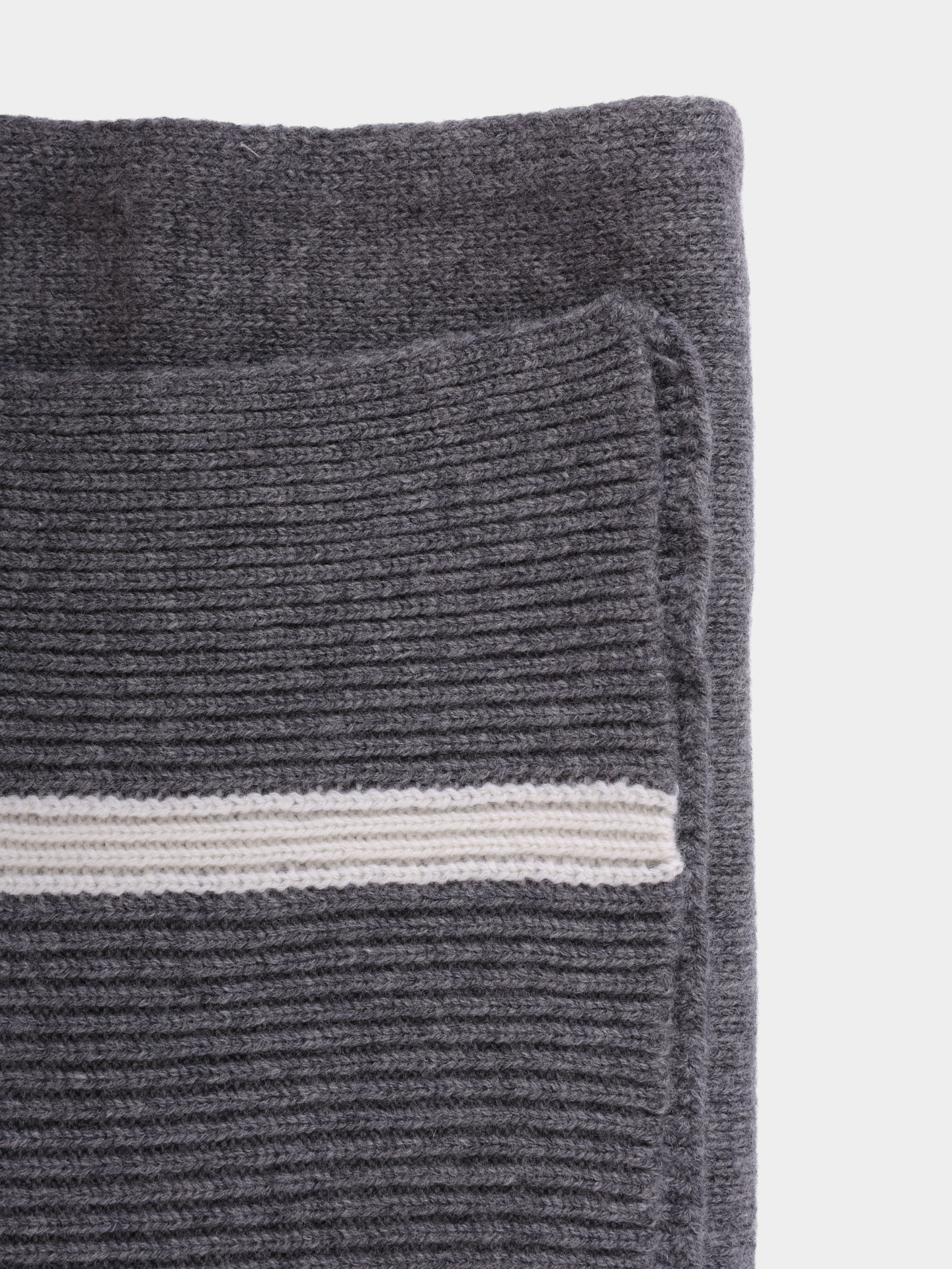 Шарф Alpha Studio AD-4203S 2005 шерстяной женский — купить в интернет-магазине Verdistore