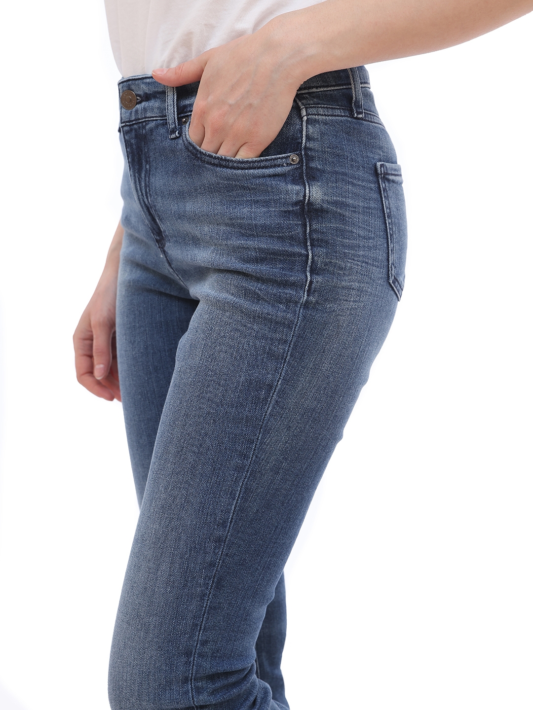 Джинсы Armani Exchange 3GYJ10 голубые женские зауженные — купить в интернет-магазине Verdistore