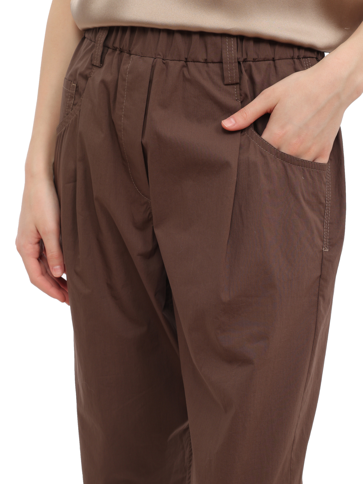 Брюки Brunello Cucinelli M0H93B1021 C8705 коричневые женские из хлопка — купить в интернет-магазине Verdistore