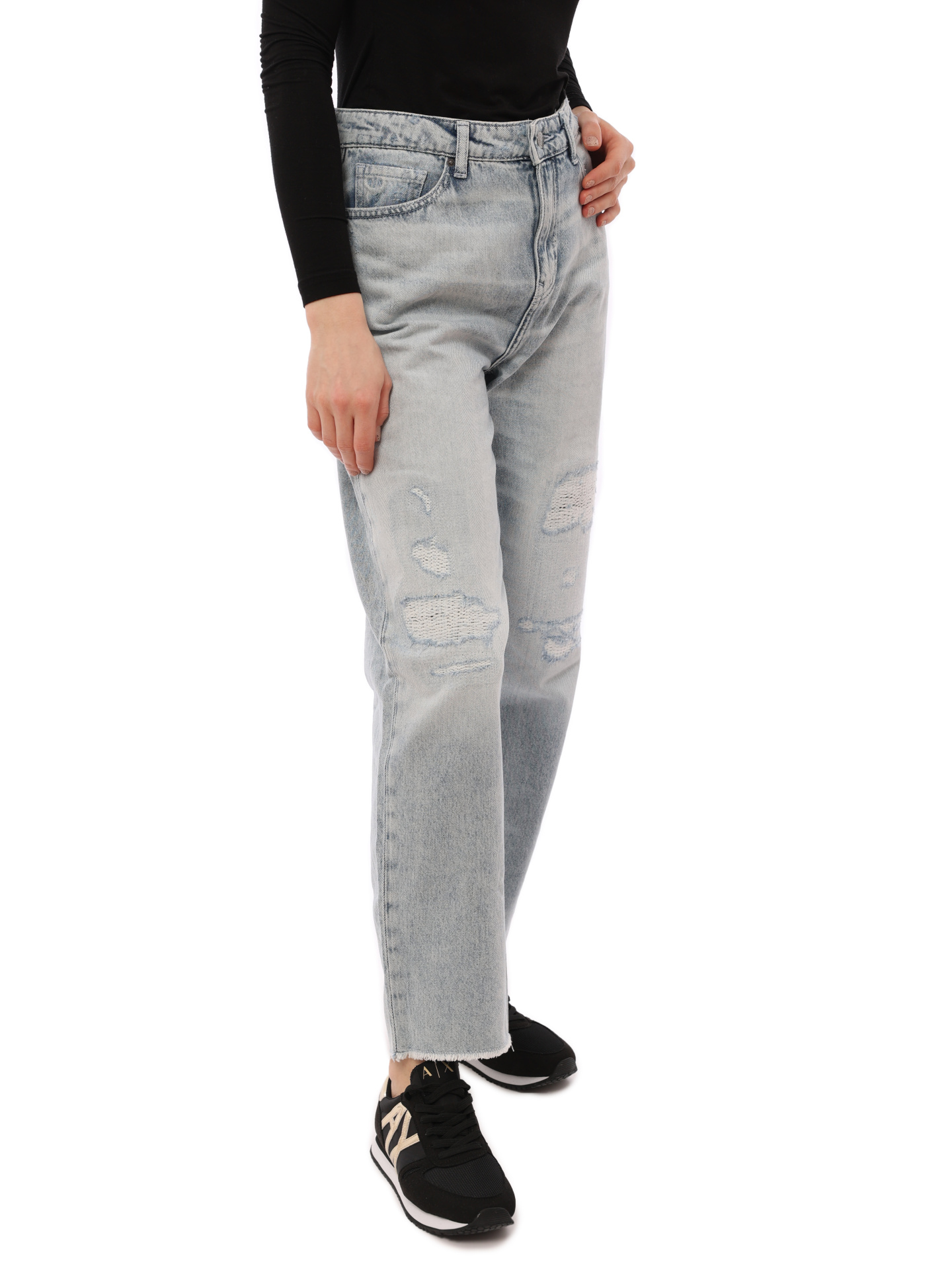 Джинсы Armani Exchange 3RYJ81 Y1NRZ 1500 голубые женские с потёртостями — купить в интернет-магазине Verdistore