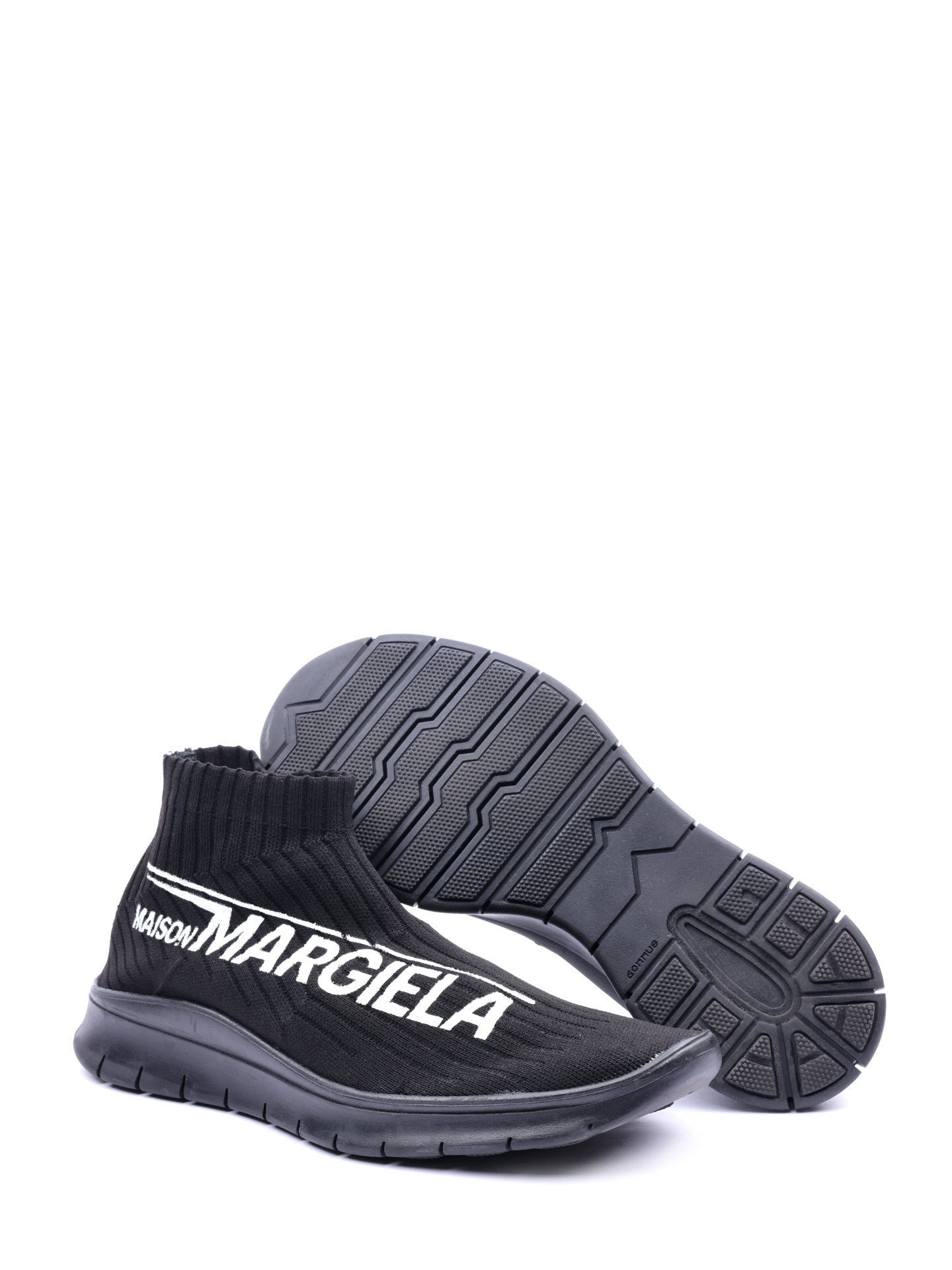 Кроссовки черные тканевые с узким носиком — купить в интернет-магазине Verdistore