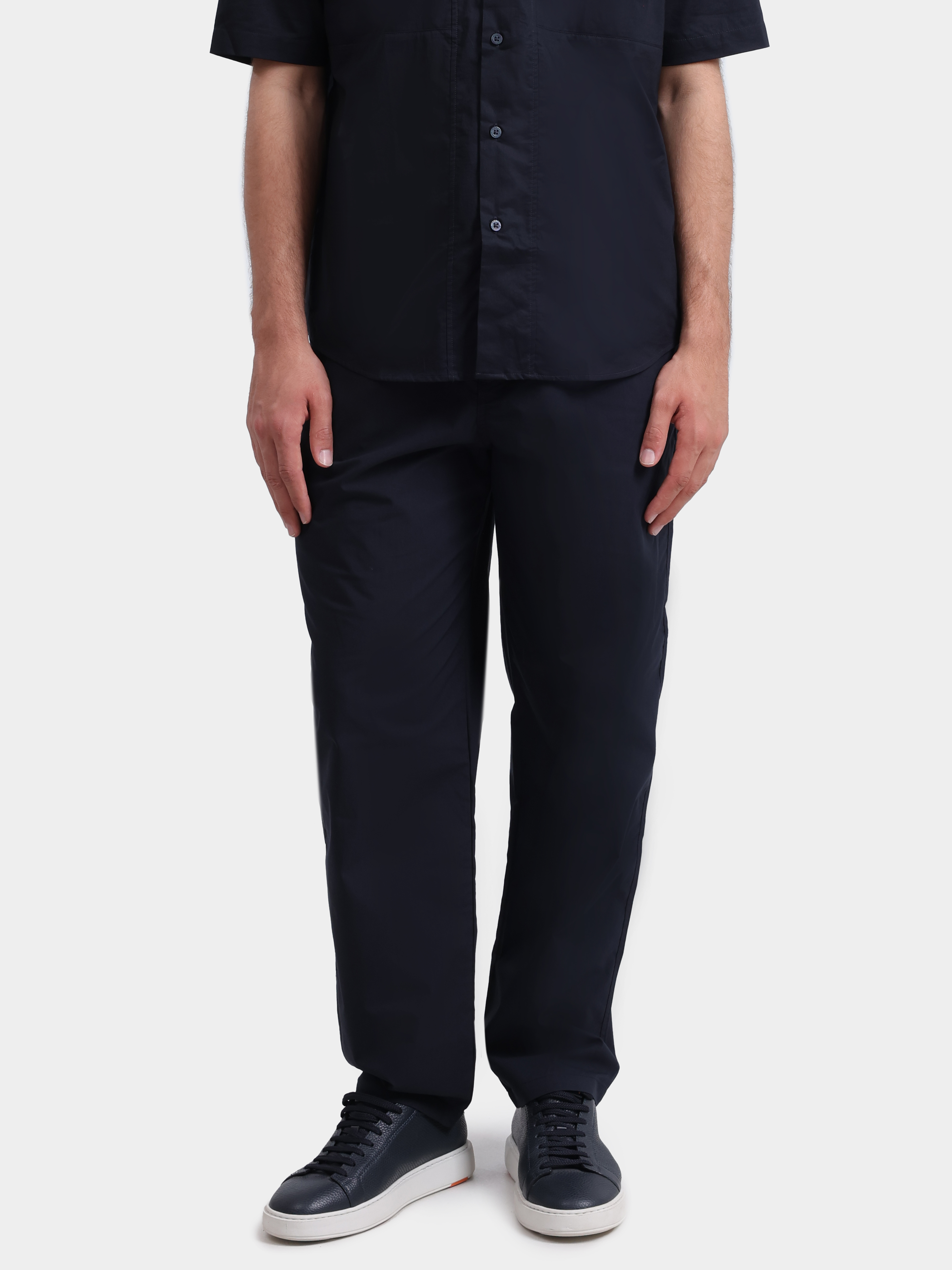 Брюки Armani Exchange XM002273 AF22686 UB101 темно-синие мужские — купить в интернет-магазине Verdistore