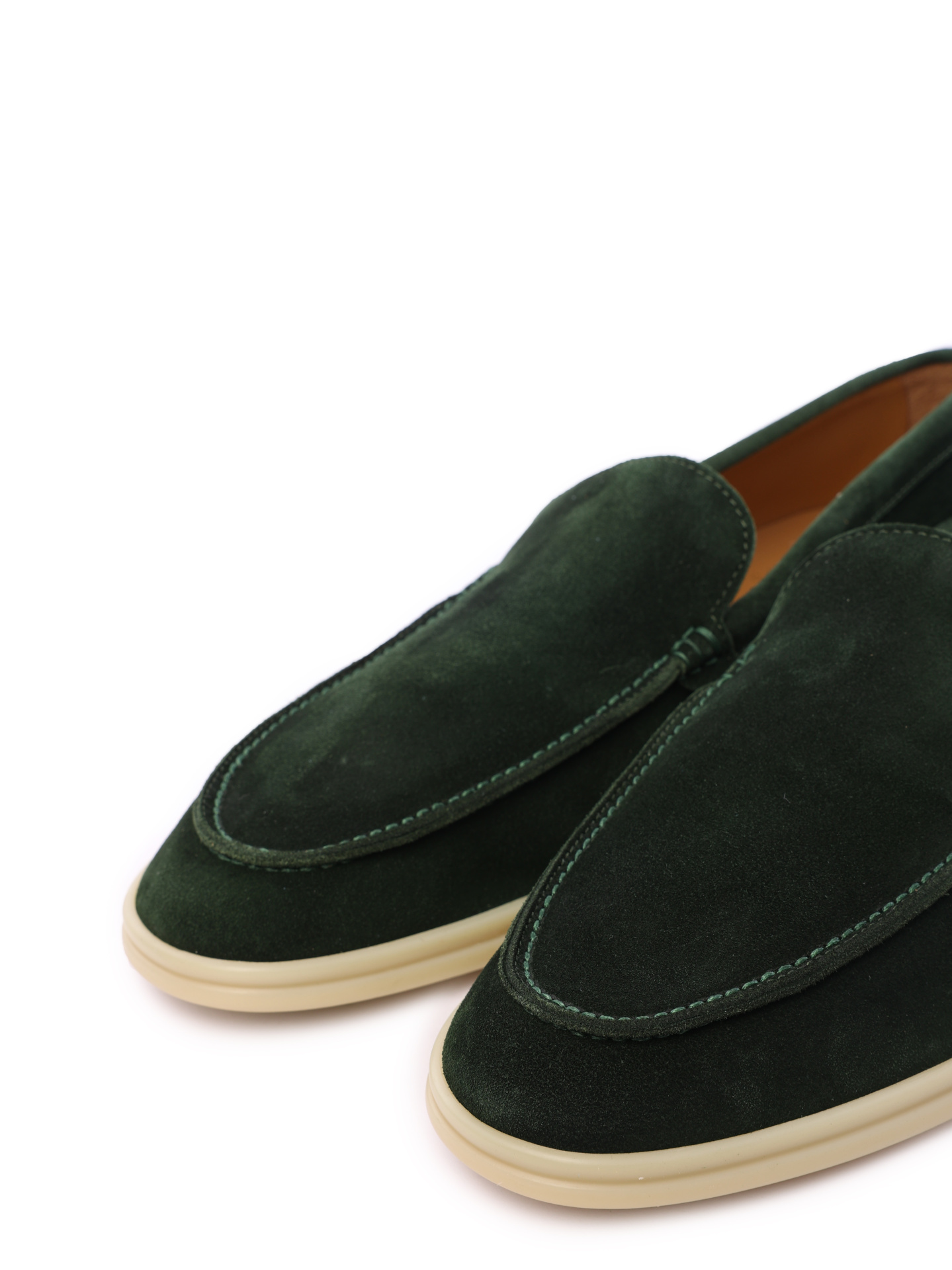 Туфли зеленые замшевые на бежевой подошве — купить в интернет-магазине Verdistore