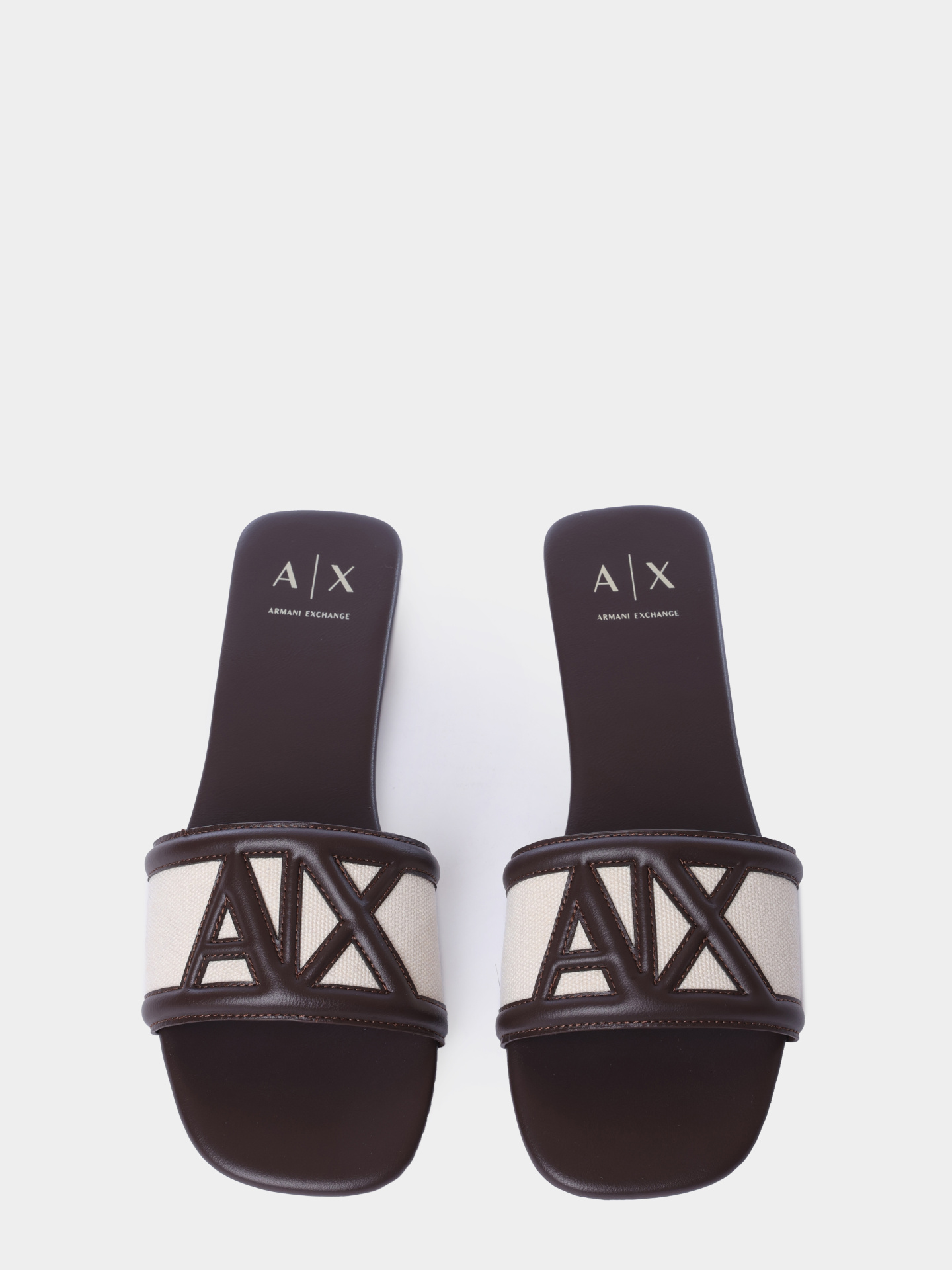 Шлепанцы Armani Exchange XW002568 AF22752 MZ766 комбинированные женские — купить в интернет-магазине Verdistore