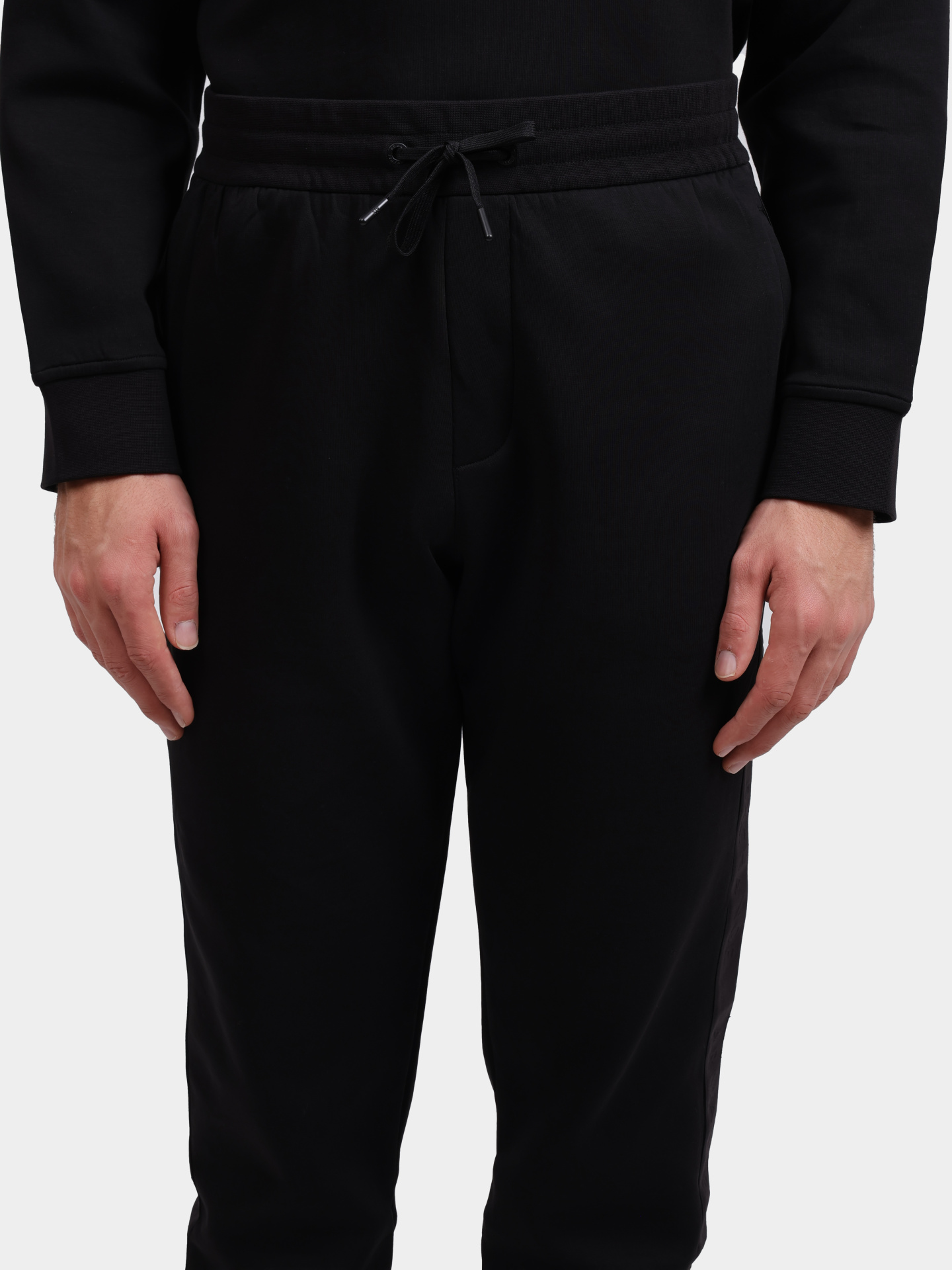 Джоггеры Armani Exchange XM001301 AF10818 UC001 черные мужские — купить в интернет-магазине Verdistore