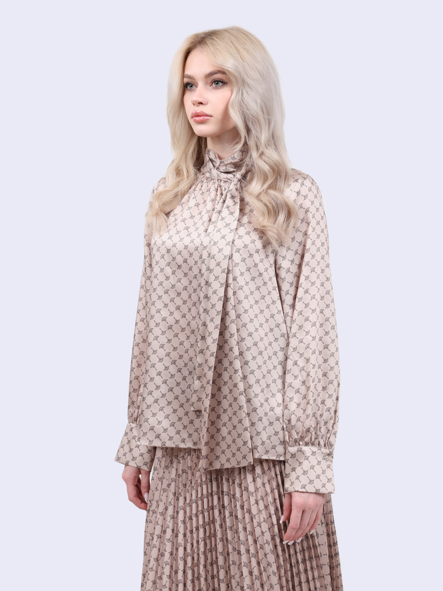 картинка Блузка от магазина Verdistore