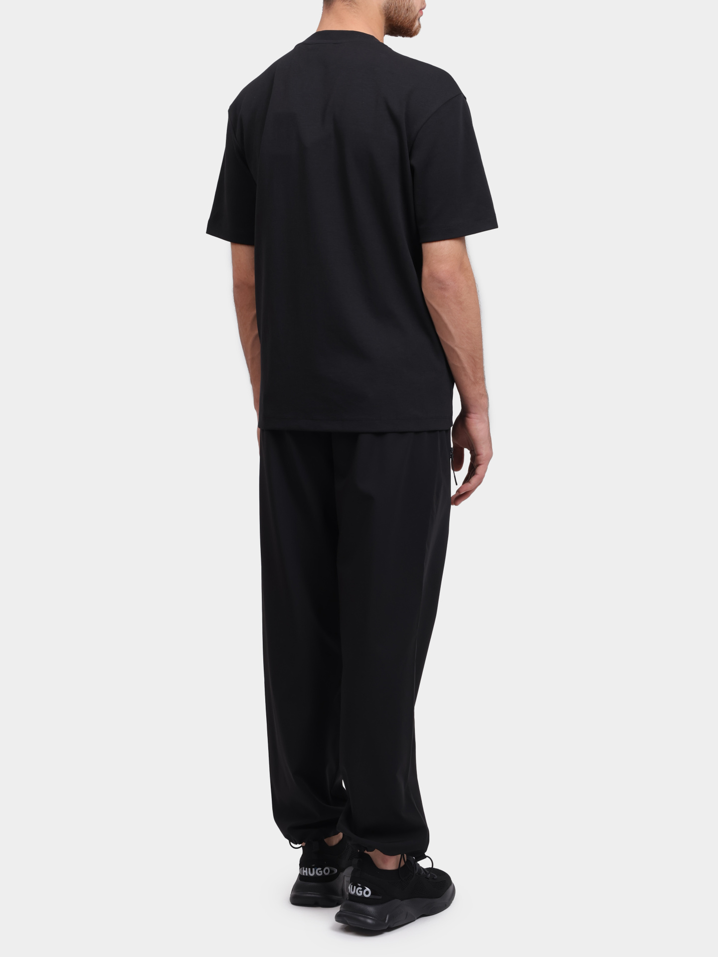 Брюки Hugo 50541380 001 черные мужские — купить в интернет-магазине Verdistore