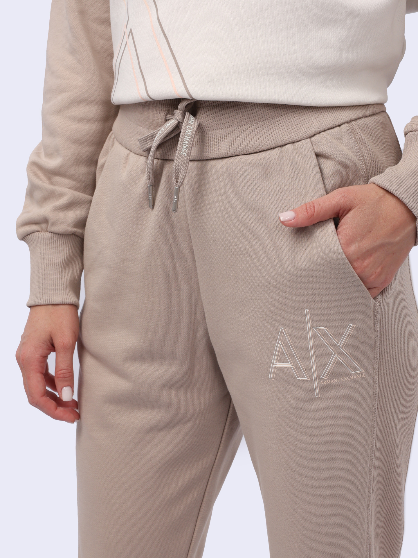 Брюки спортивные Armani Exchange 3DYP71 YJEBZ 1786 бежевые женские — купить в интернет-магазине Verdistore