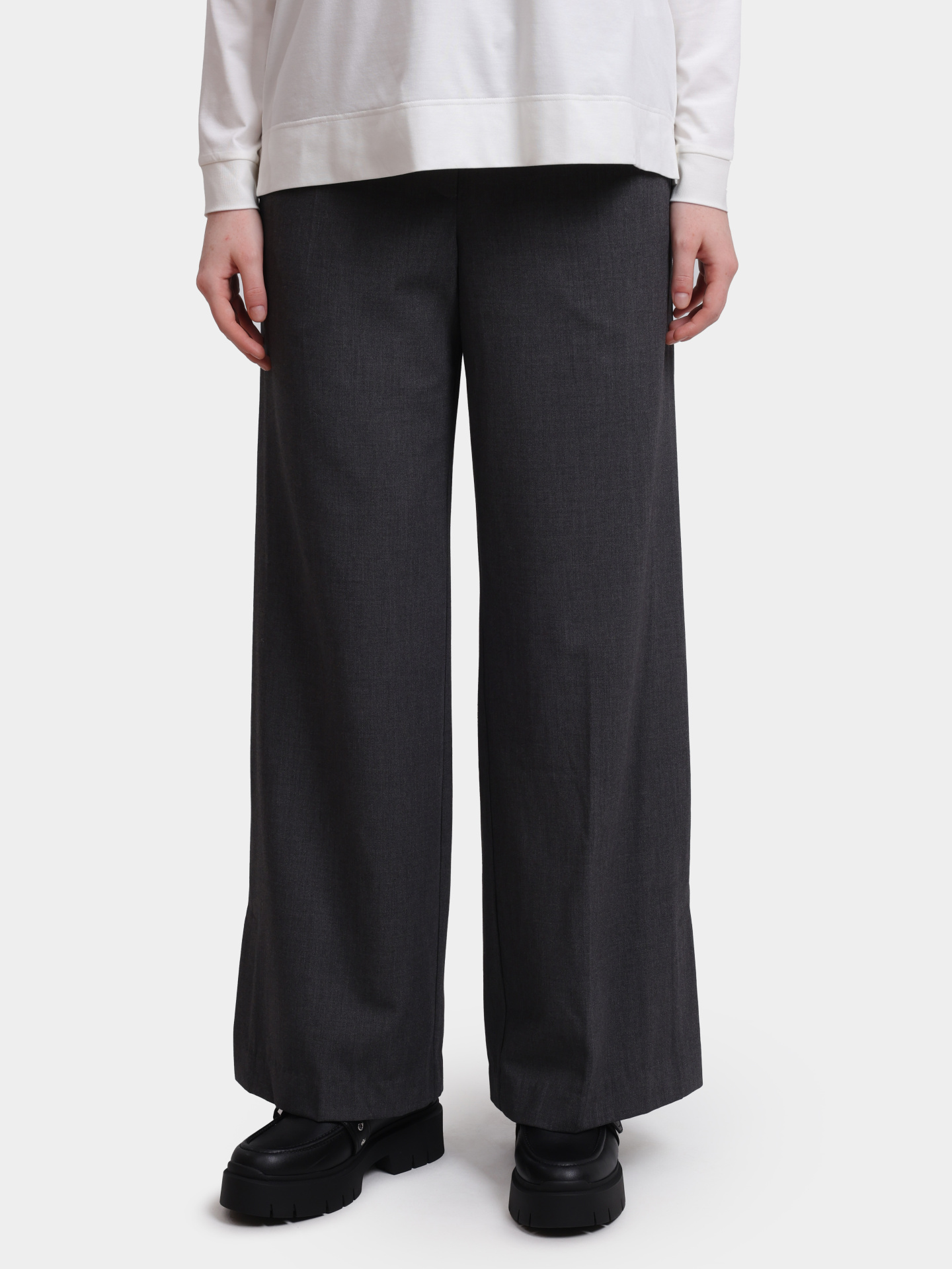 Брюки Re Vera 56W-23-2126 серые женские — купить в интернет-магазине Verdistore