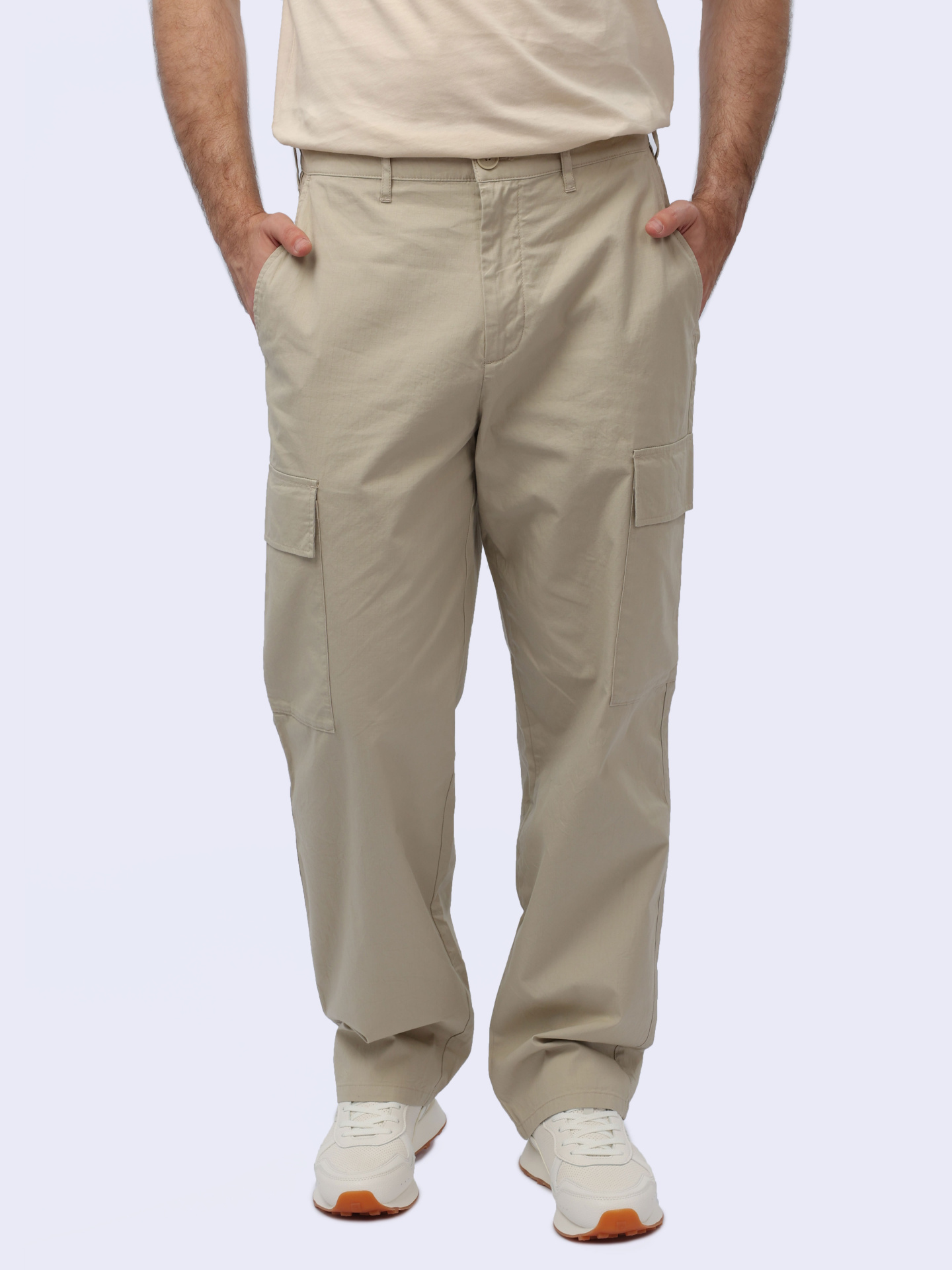 Брюки Armani Exchange 3DZP03 ZN3SZ 1795 бежевые мужские из хлопка — купить в интернет-магазине Verdistore