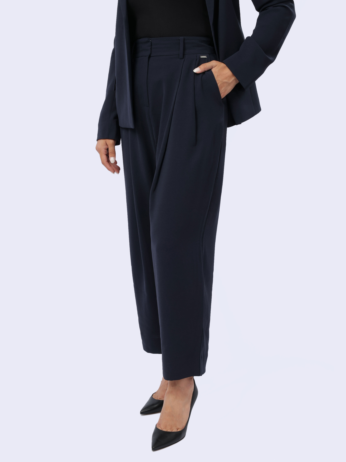 Брюки Armani Exchange 3DYP05 YN9JZ 1593 темно-синие женские — купить в интернет-магазине Verdistore