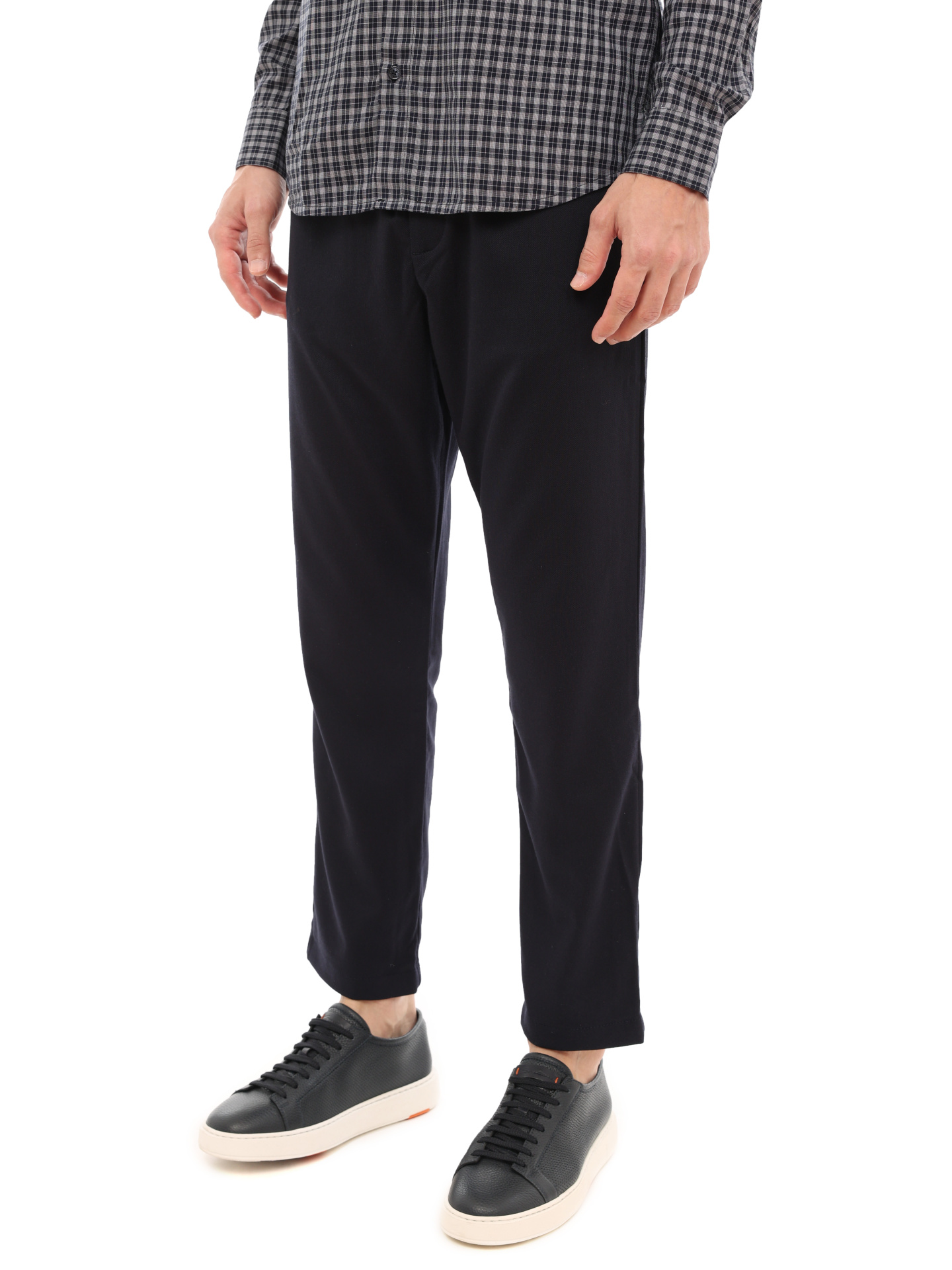Брюки Armani Exchange 6LZP03 ZNYBZ 1510 темно-синие мужские укороченные — купить в интернет-магазине Verdistore
