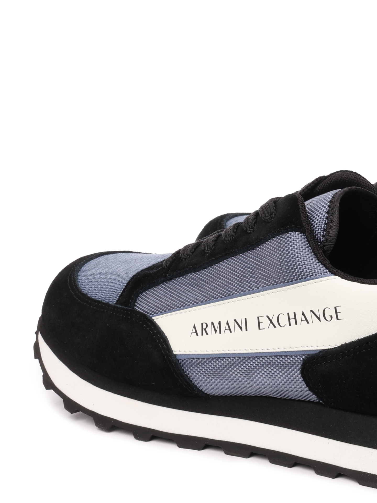 Кроссовки Armani Exchange XUX083 XV263 A017 комбинированные мужские с логотипом — купить в интернет-магазине Verdistore