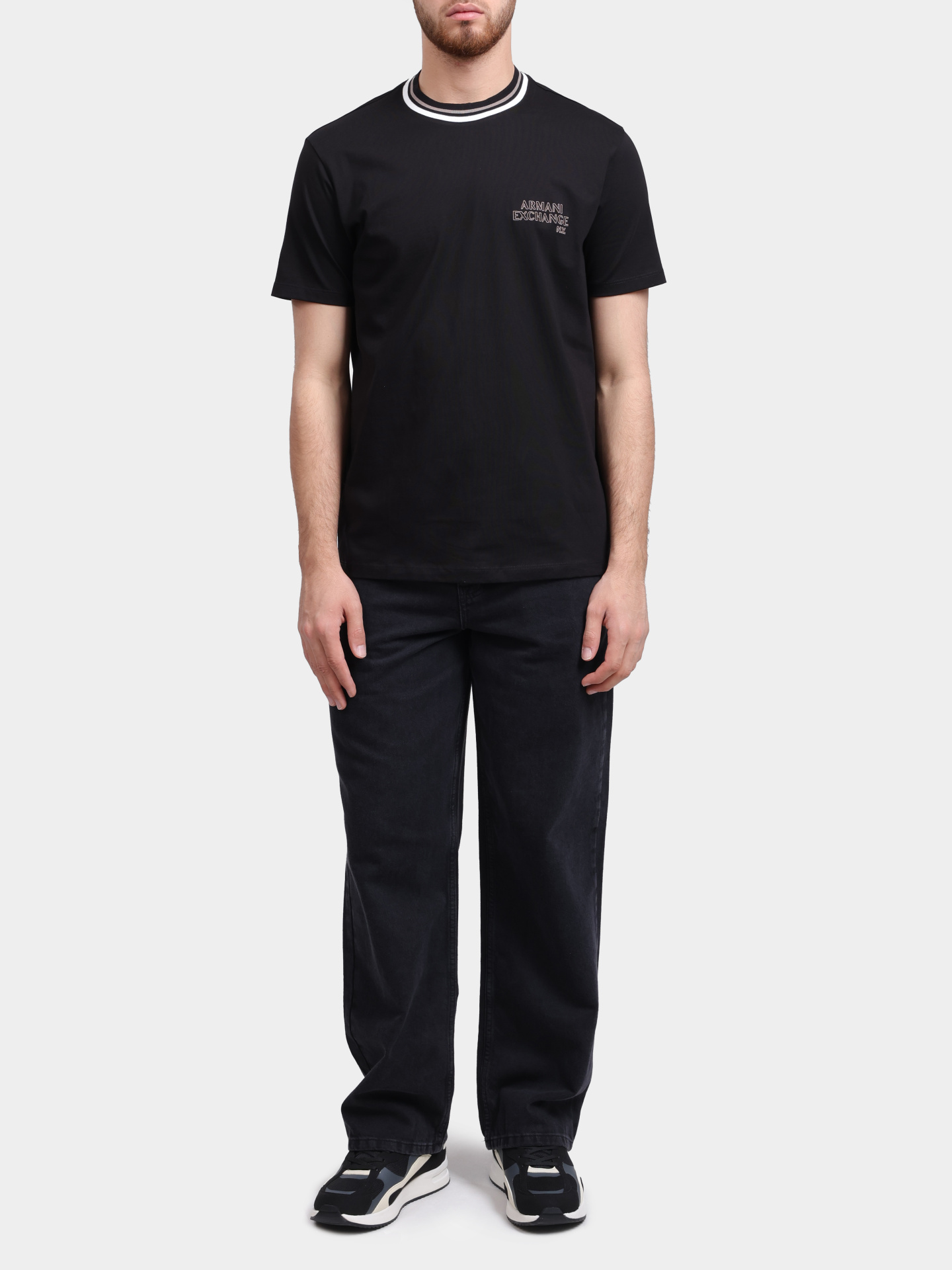 Футболка Armani Exchange XM001795 AF10361 UC001 черная мужская — купить в интернет-магазине Verdistore