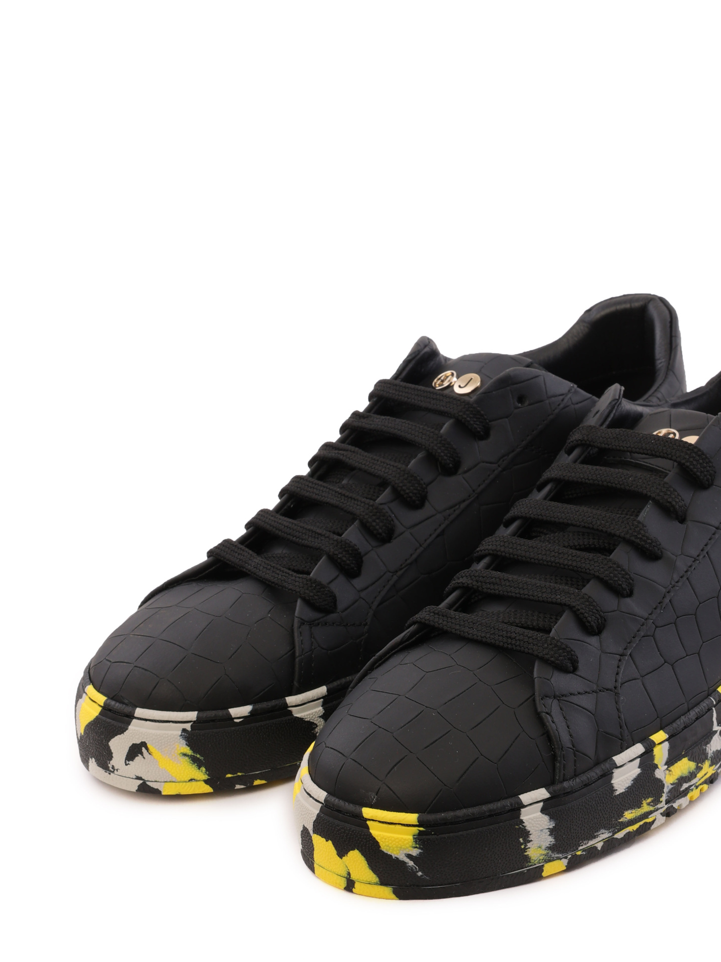 Кеды черные из текстурной кожи с ярким принтом на подошве — купить в интернет-магазине Verdistore