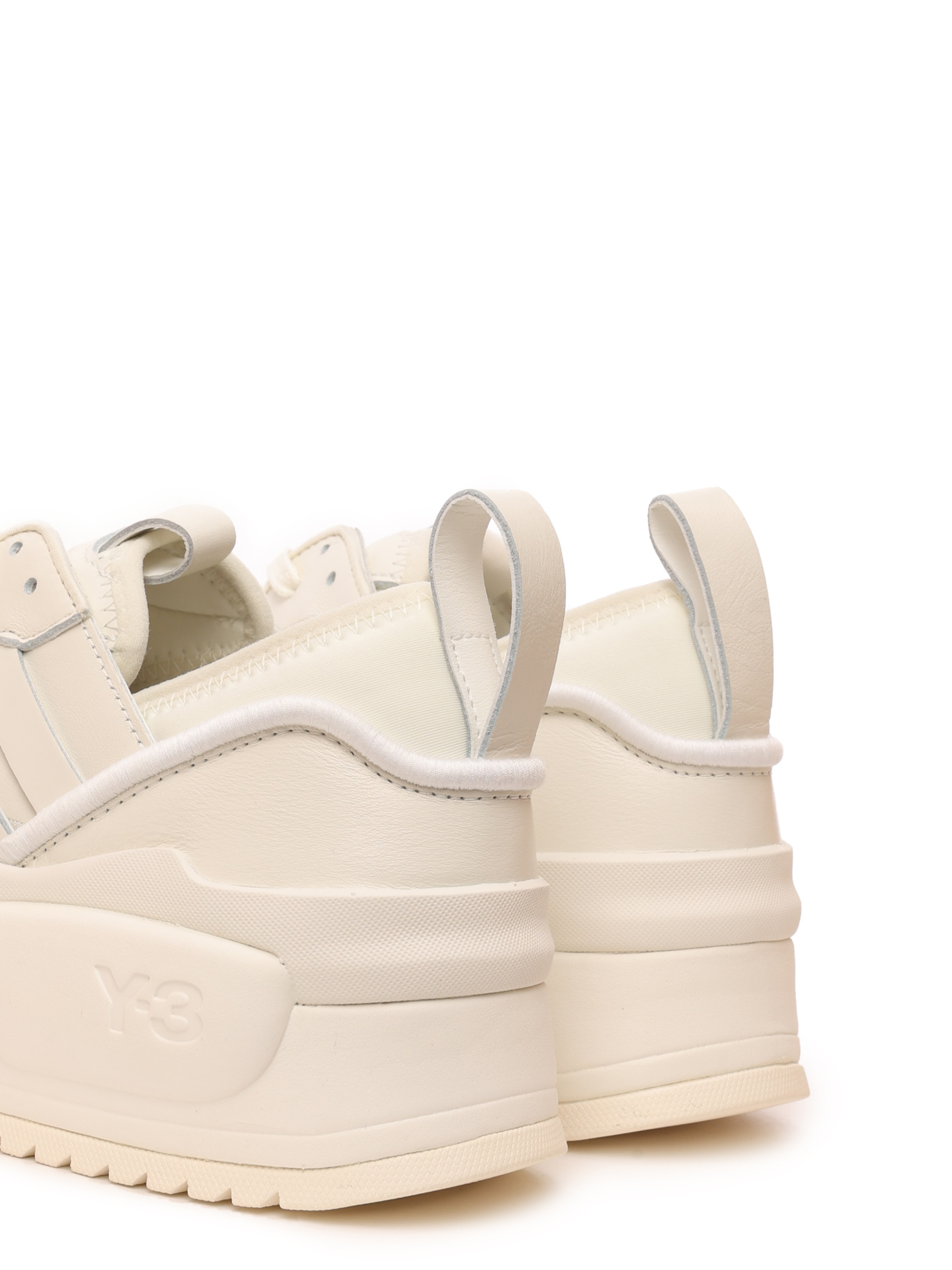 Кроссовки белые массивные на шнурках — купить в интернет-магазине Verdistore