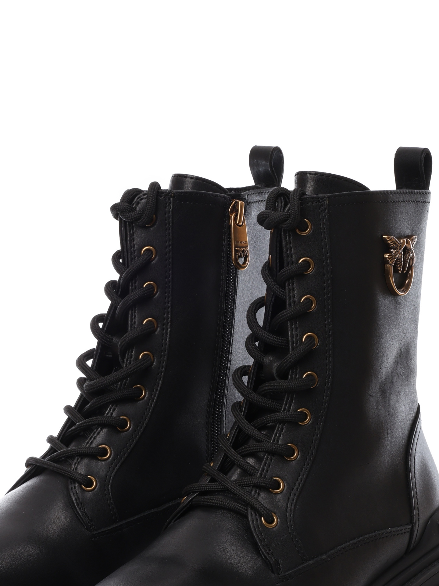 Ботинки кожаные с металлическим логотипом — купить в интернет-магазине Verdistore