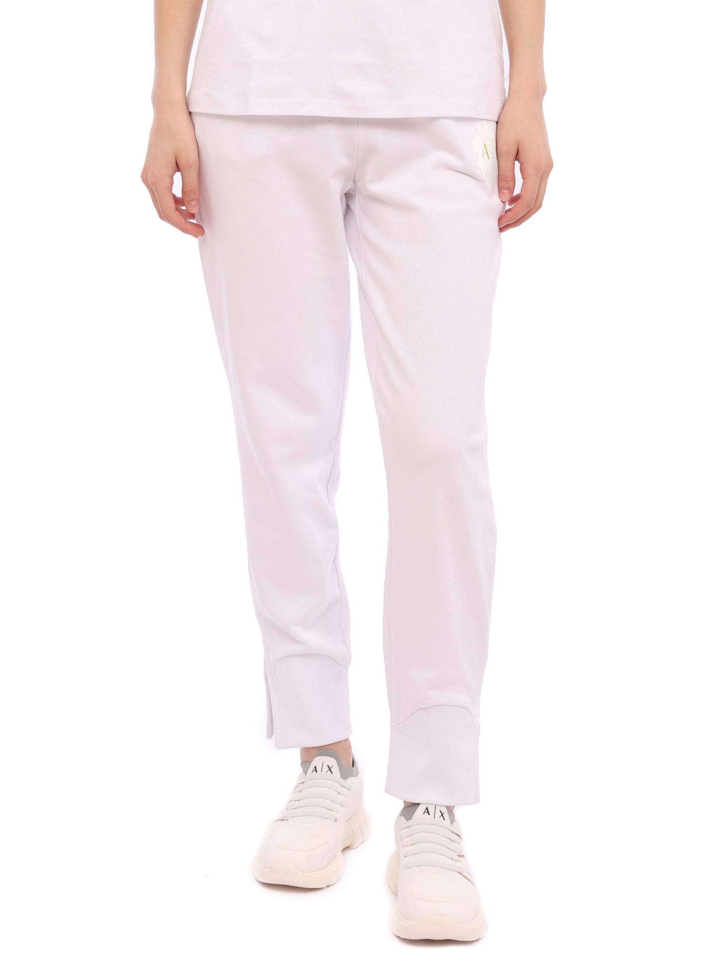 картинка Брюки спортивные Armani Exchange 3RYP89 YJCZZ 1000 белые женские из хлопка от магазина Verdistore