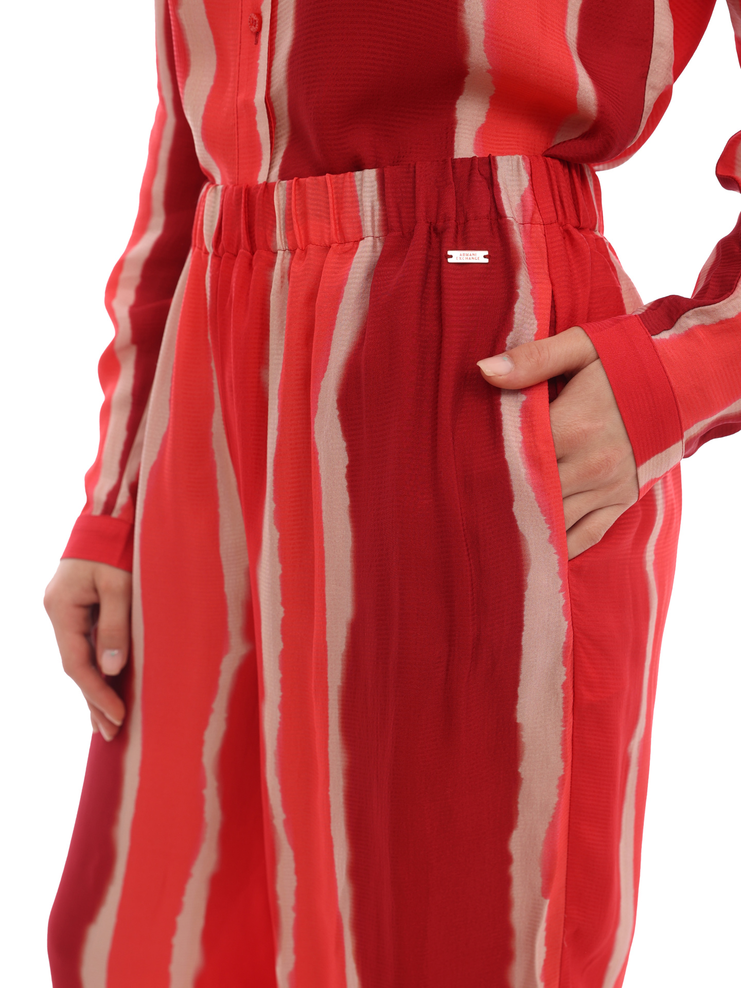 Брюки Armani Exchange 3LYP44 YNQWZ 7410 красные женские с полосками — купить в интернет-магазине Verdistore