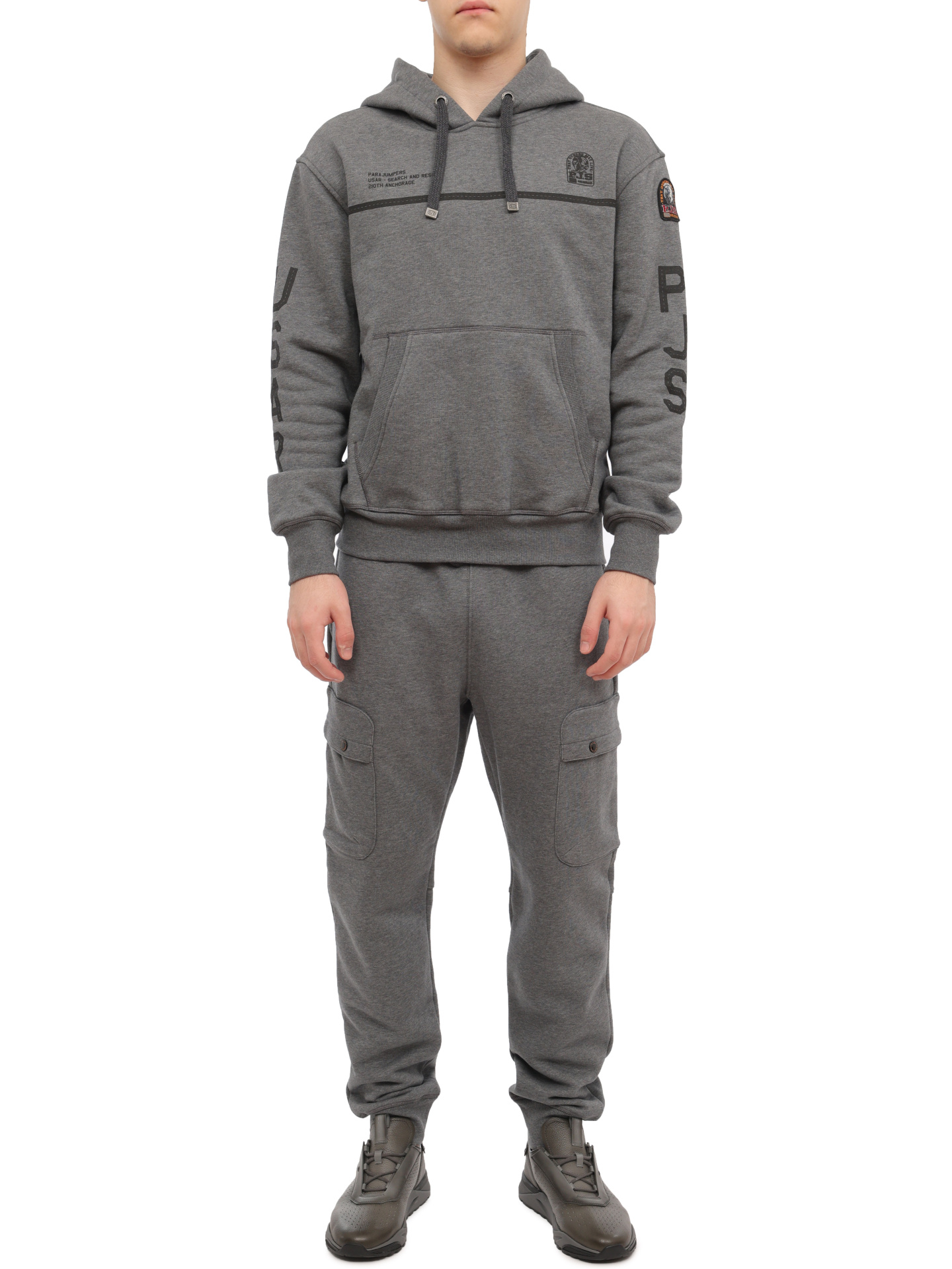 Брюки спортивные хлопковые серые с нашитыми карманами по бокам и манжетами снизу — купить в интернет-магазине Verdistore