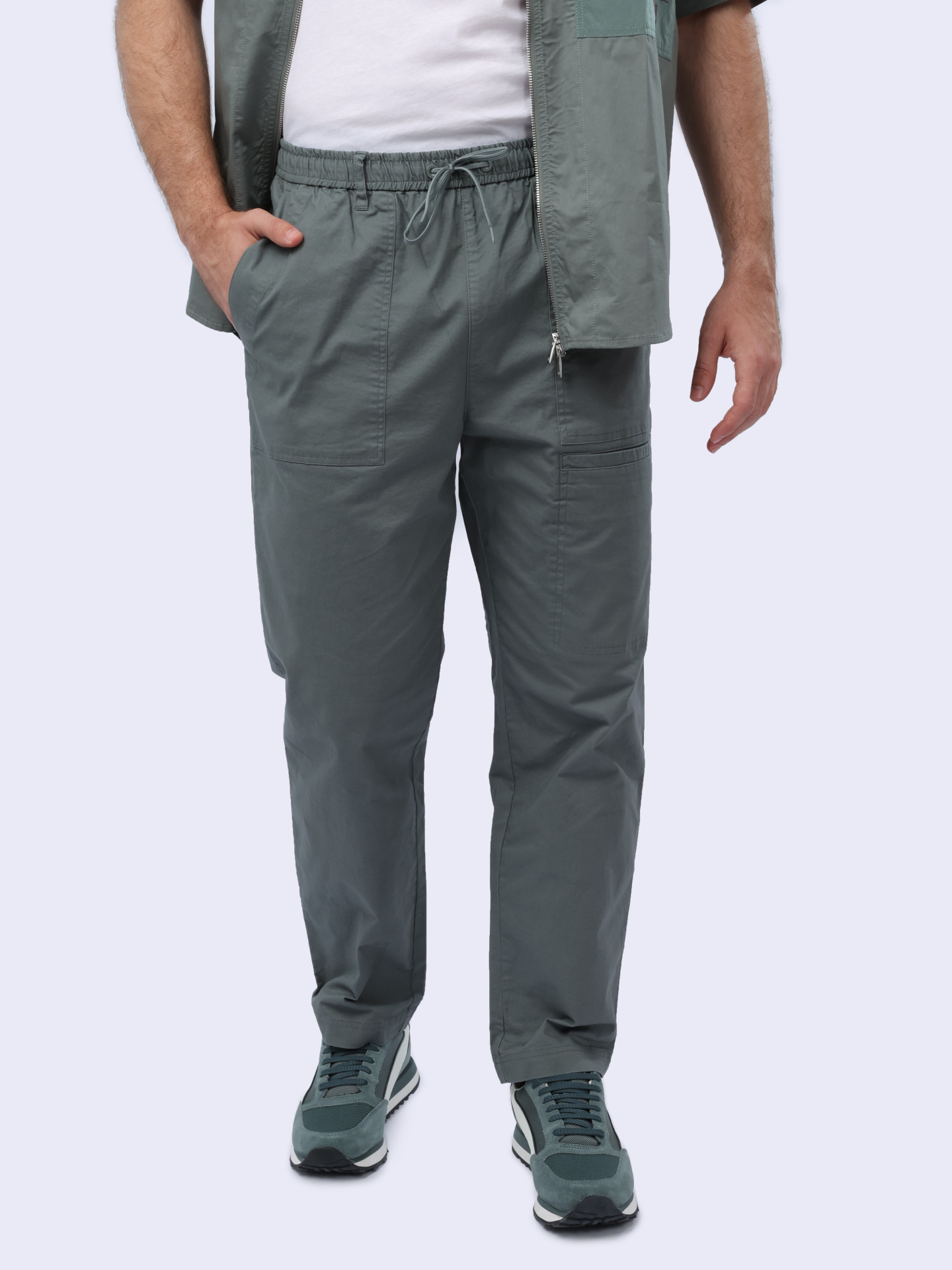 Брюки Armani Exchange 3DZPL5 ZN3DZ 1888 темно-серые мужские с накладными карманами — купить в интернет-магазине Verdistore