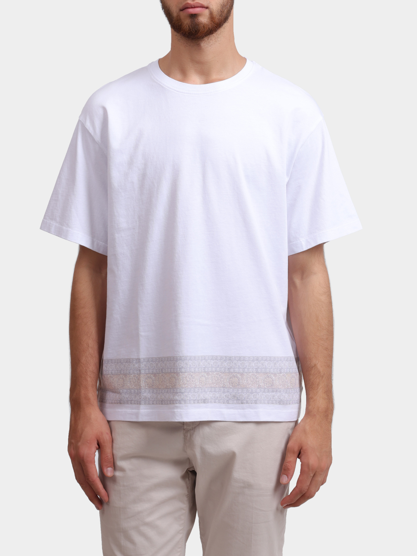 Футболка MRMA0004 AK700 W0800 белая прямого кроя — купить в интернет-магазине Verdistore