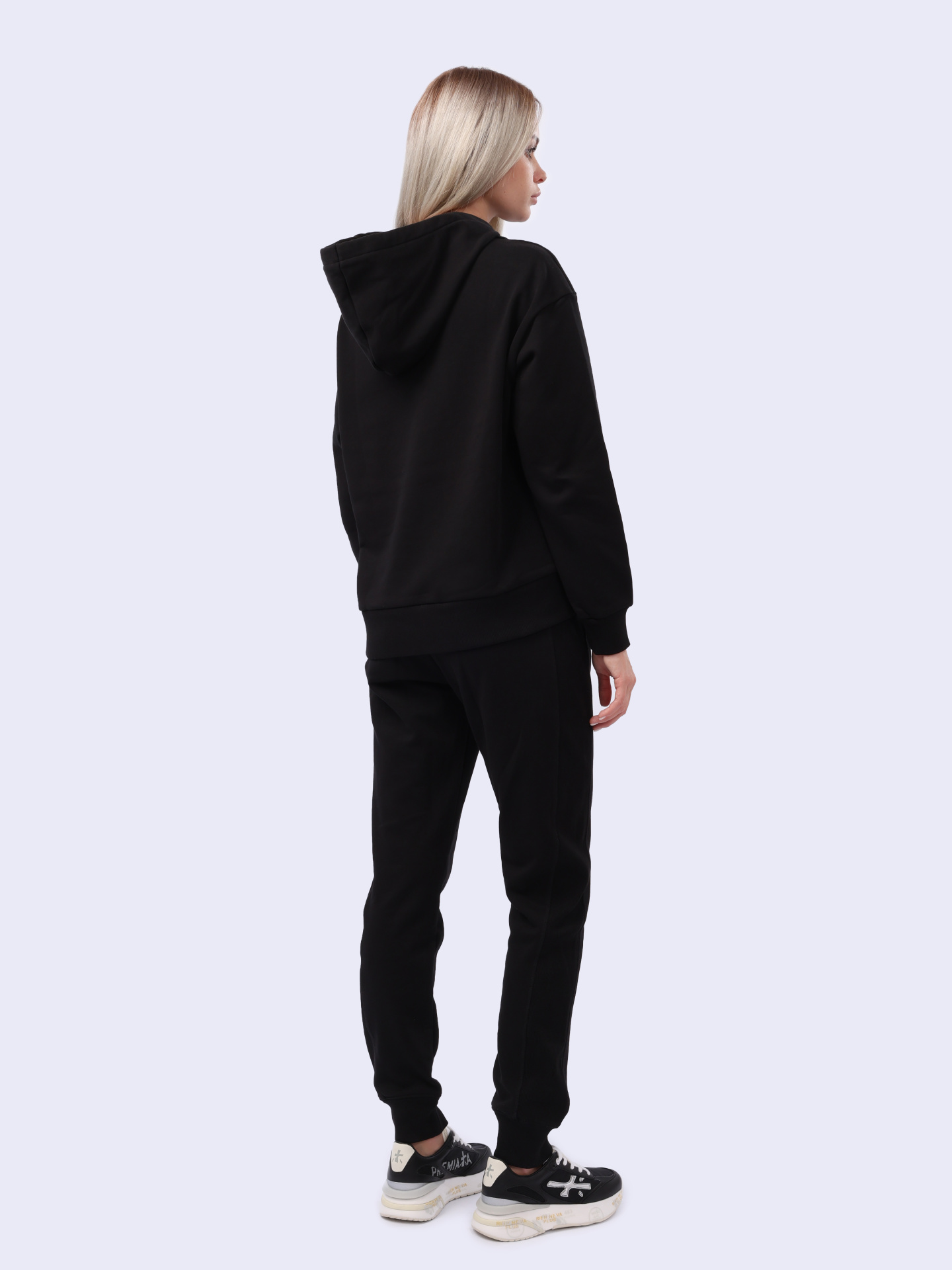 Худи Armani Exchange 3DYM09 YJEBZ 1200 черное женское с логотипом — купить в интернет-магазине Verdistore