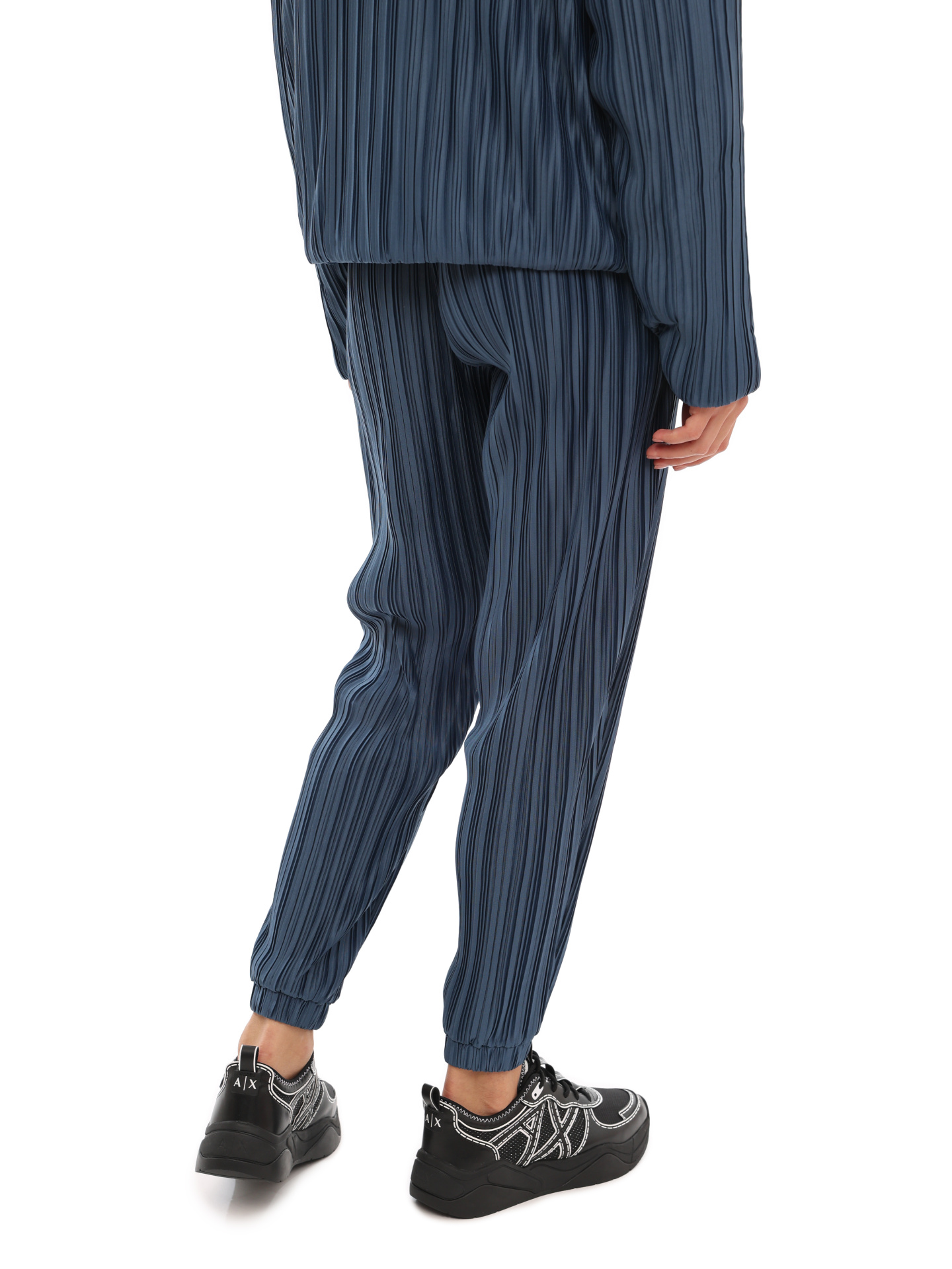 Брюки Armani Exchange 3LYP82 YJ3UZ 15BM синие женские плиссированные  — купить в интернет-магазине Verdistore