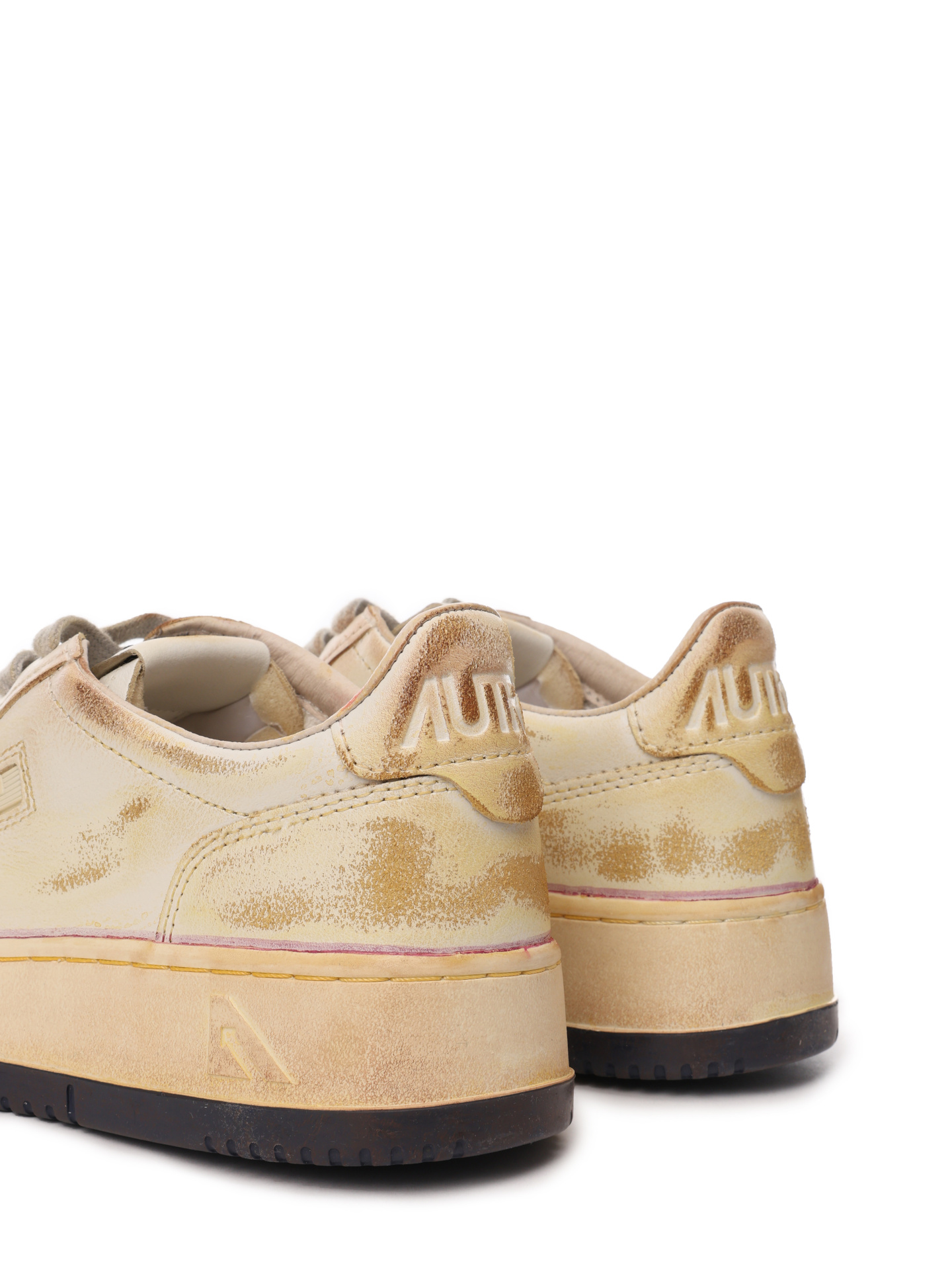 Кеды Autry AVLW-BE01 бежевые женские с потертостями — купить в интернет-магазине Verdistore