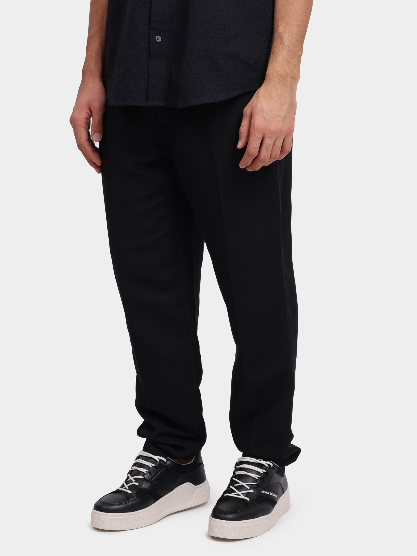 Брюки Armani Exchange 8NZP15 ZNFNZ 1200 темно-синие мужские — купить в интернет-магазине Verdistore