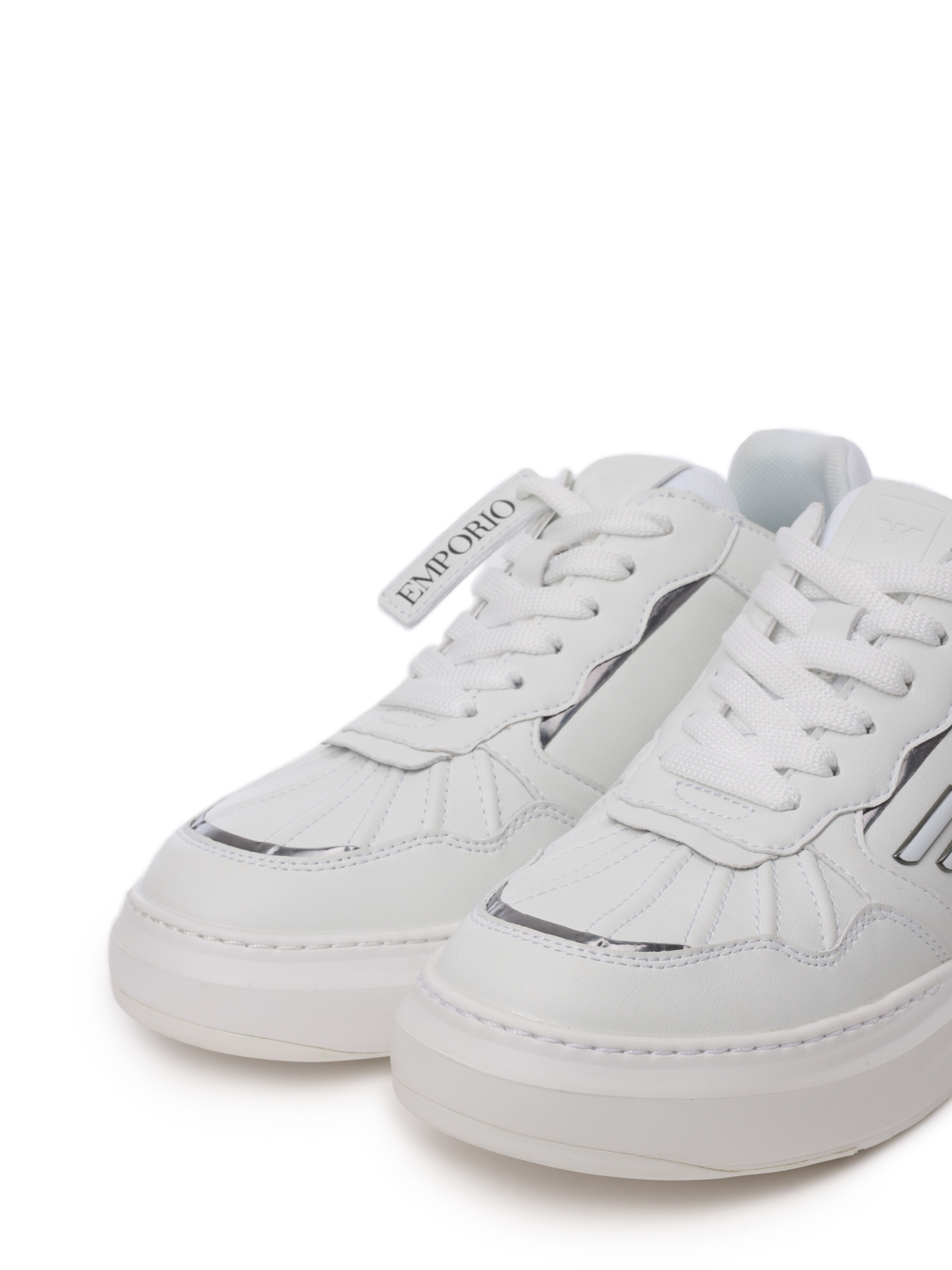 Кроссовки Emporio Armani X3X165 XR107 C662 кожаные женские — купить в интернет-магазине Verdistore