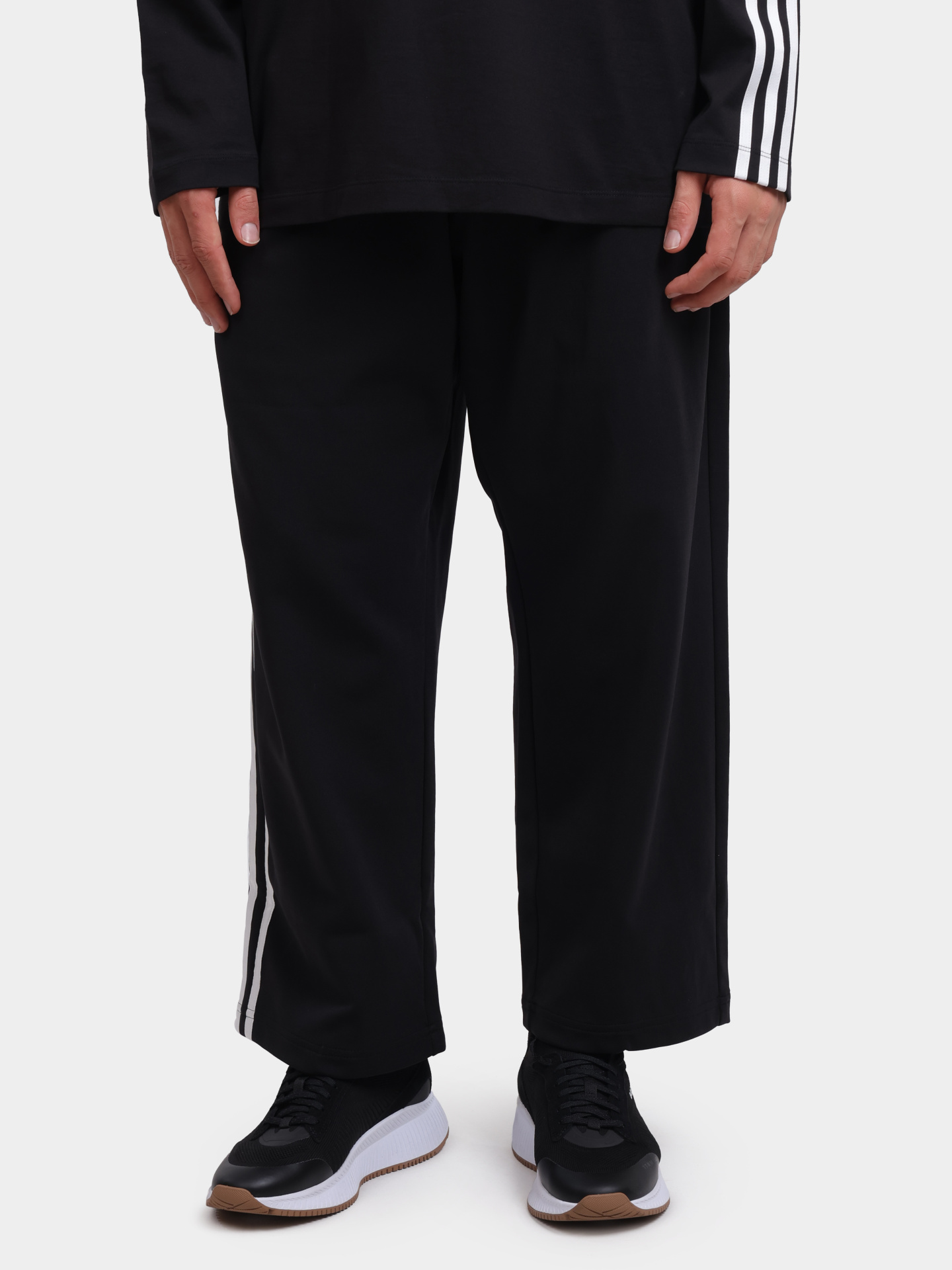 Брюки Y-3 IW0080 черные мужские — купить в интернет-магазине Verdistore