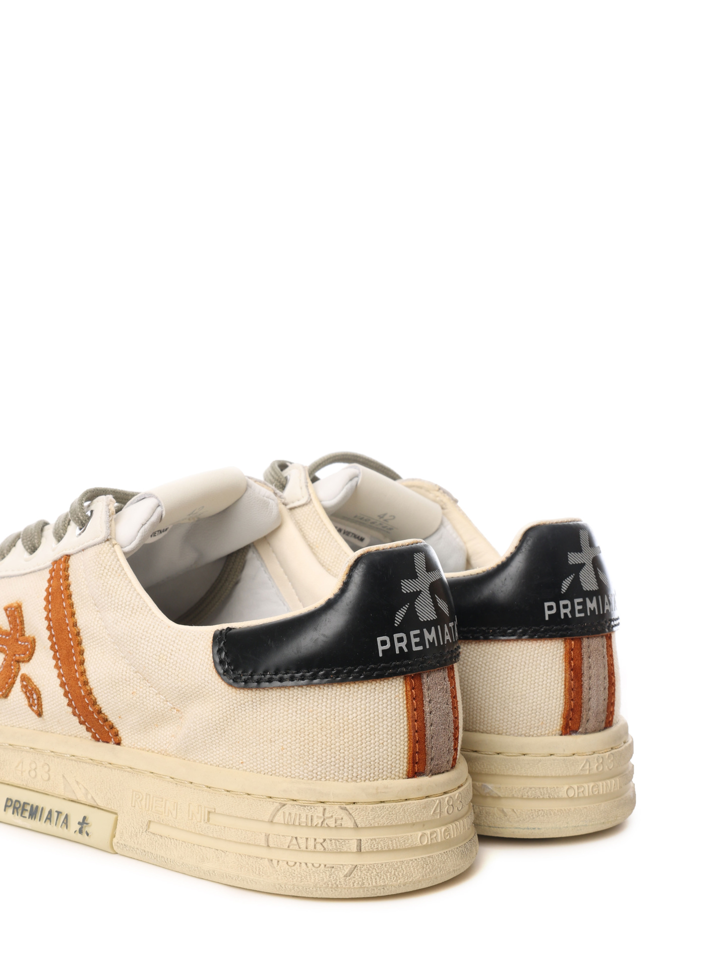 Кеды бежевые с рыжим логотипом-вставкой сбоку — купить в интернет-магазине Verdistore