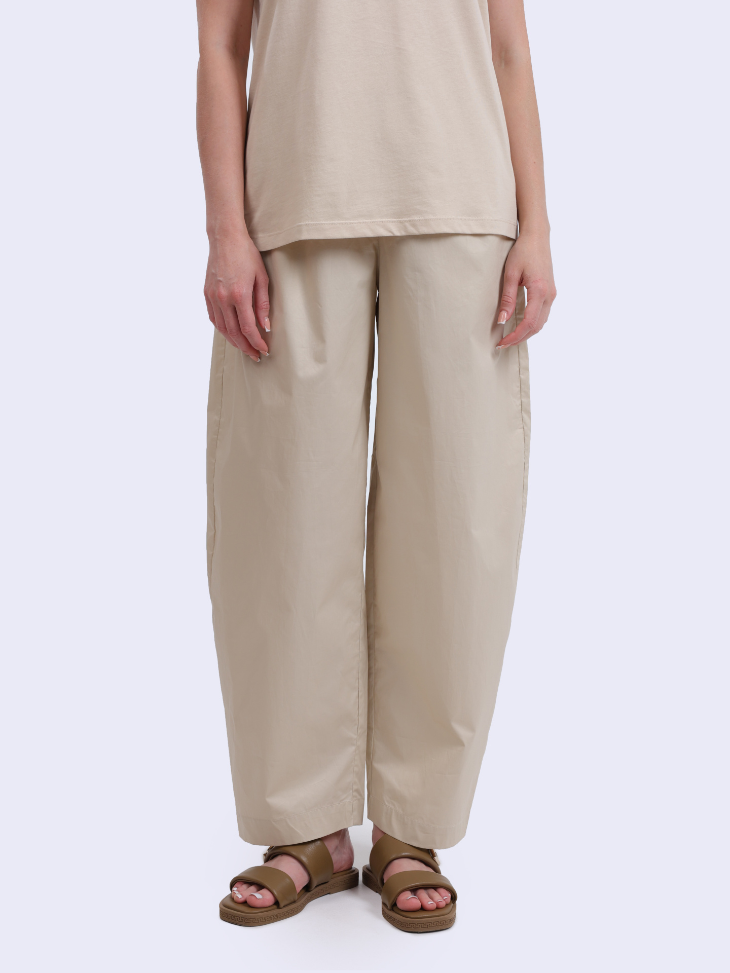 Брюки Armani Exchange XW000475 AF12812 U1092 молочные женские из хлопка — купить в интернет-магазине Verdistore