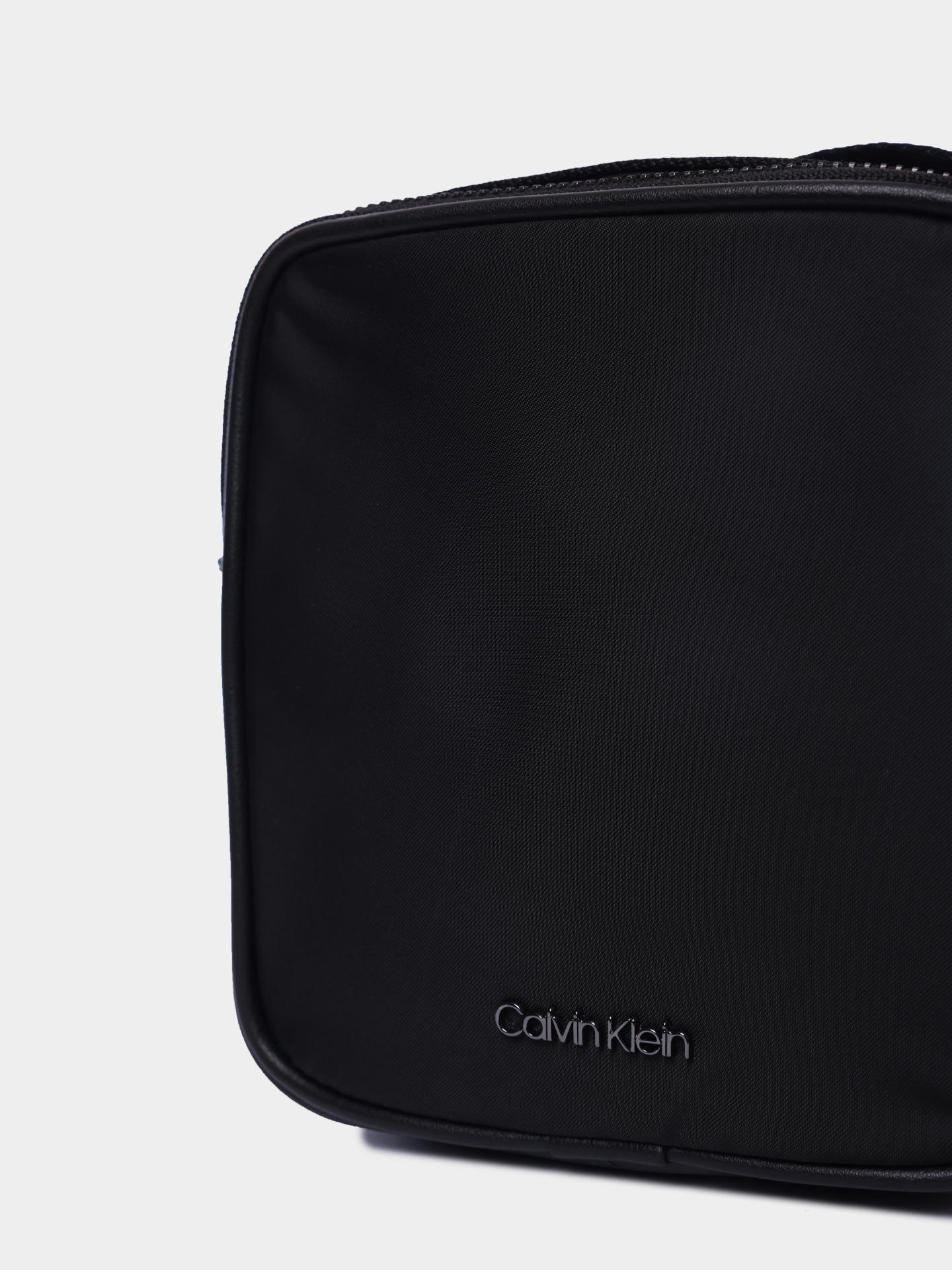 Сумка Calvin Klein K50K512113 BEH черная мужская — купить в интернет-магазине Verdistore