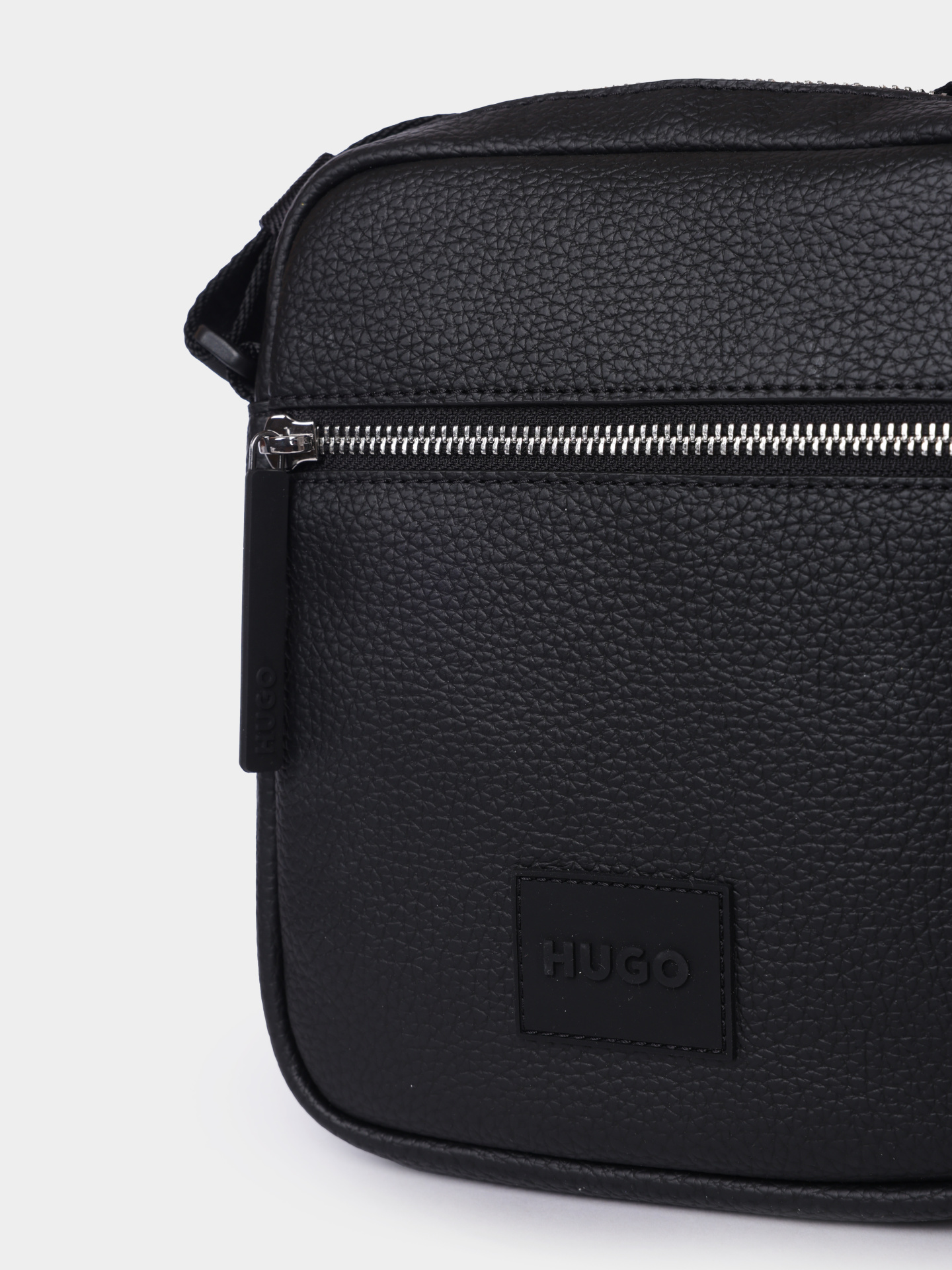 Сумка Hugo 50535669 001 черная мужская с логотипом  — купить в интернет-магазине Verdistore