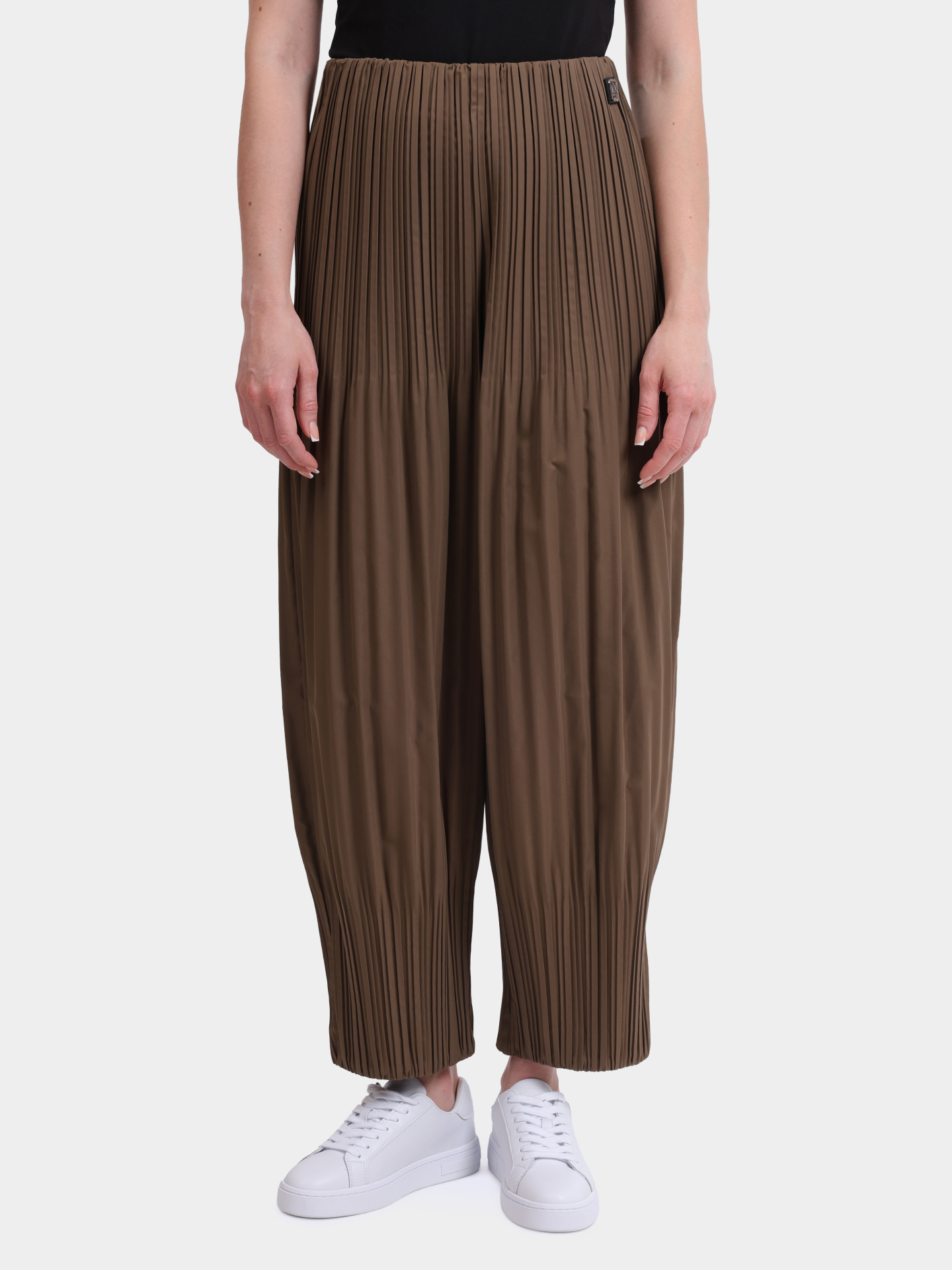 Брюки Armani Exchange XW000151 AF10843 U6199 плиссированные женские — купить в интернет-магазине Verdistore