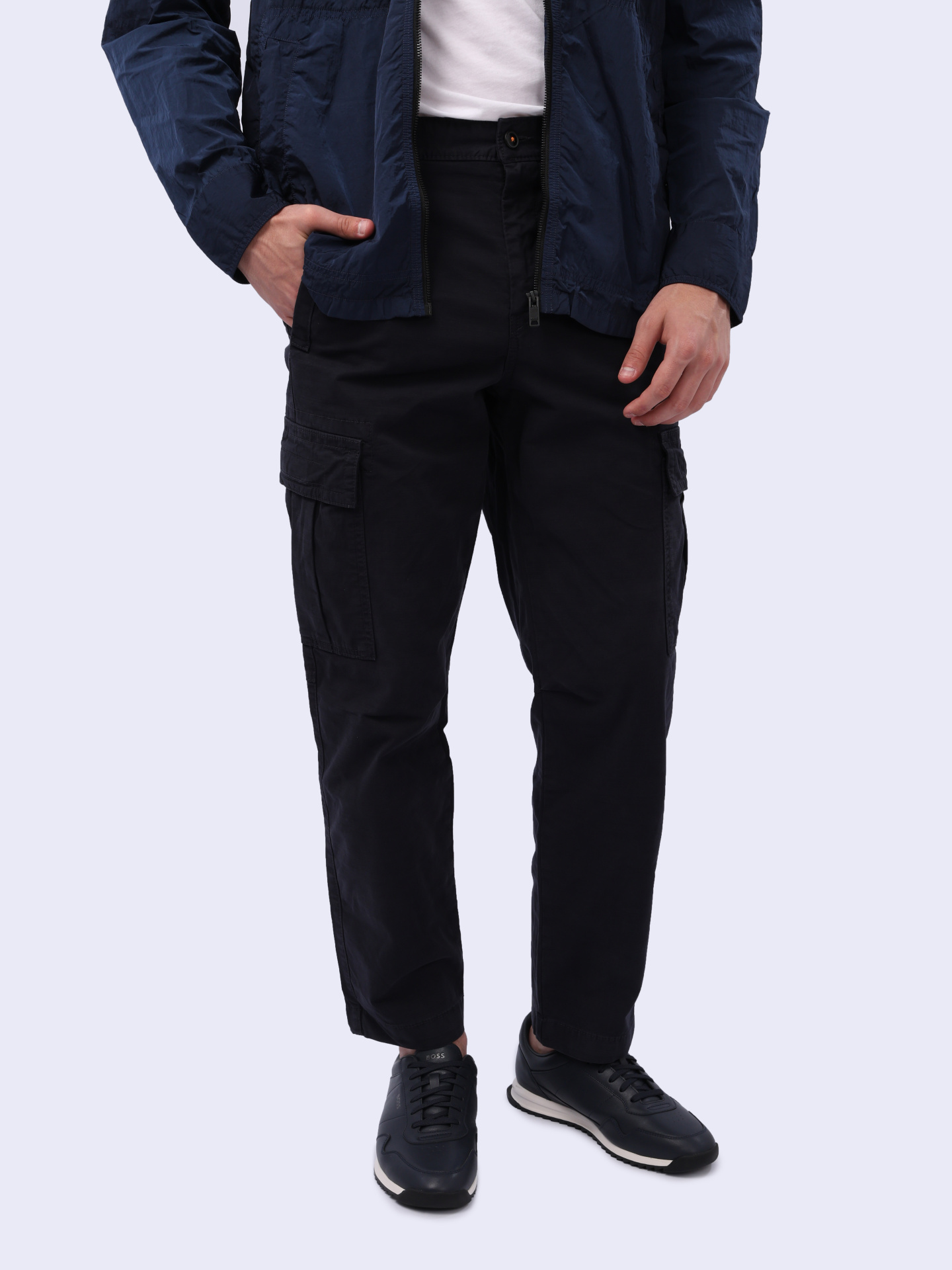 Брюки Boss 50519573 404 темно-синие мужские с накладными карманами — купить в интернет-магазине Verdistore