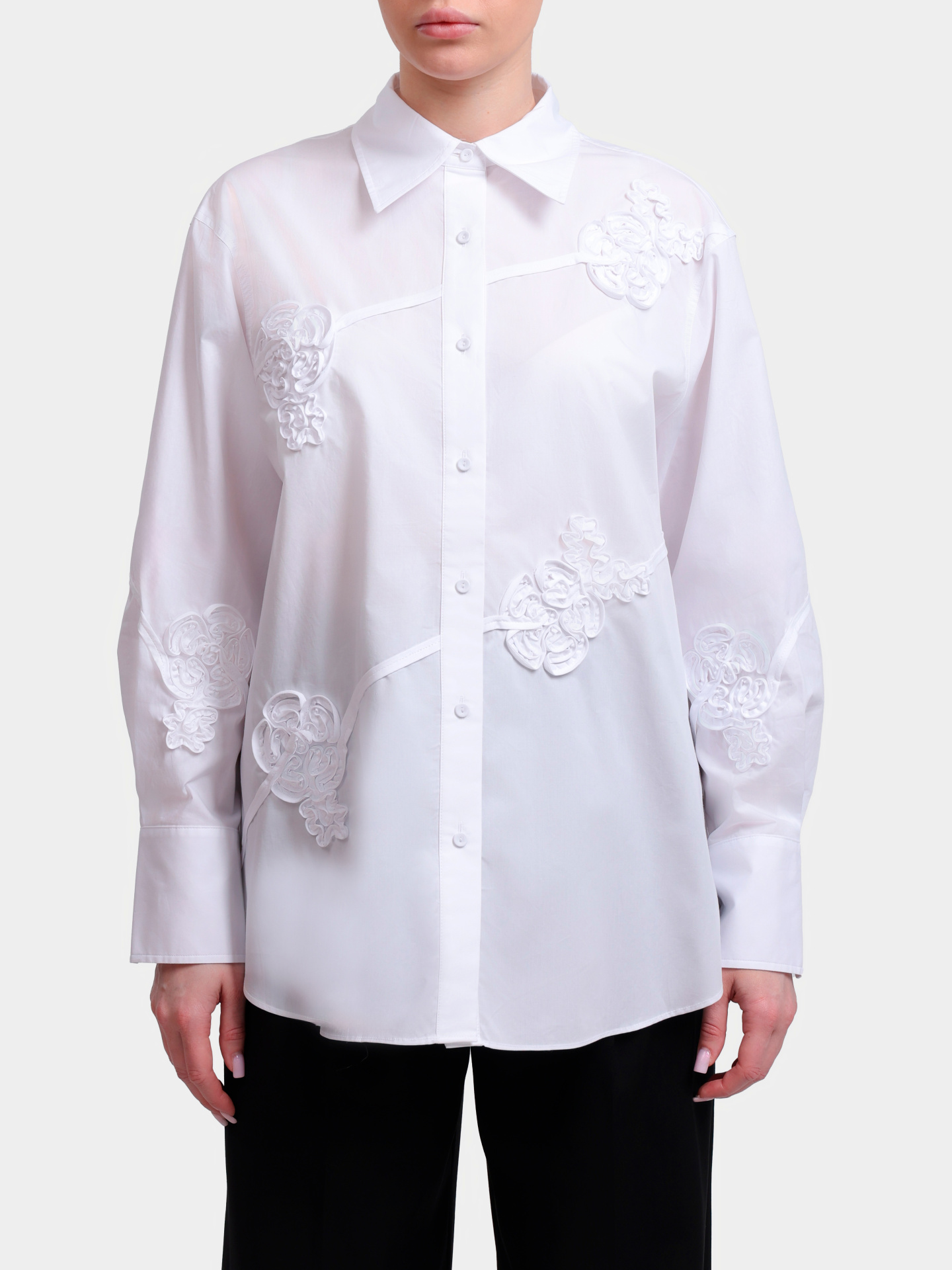 Рубашка Marella MLLCOMUNE 001 белая женская прямого кроя с объемной вышивкой  — купить в интернет-магазине Verdistore