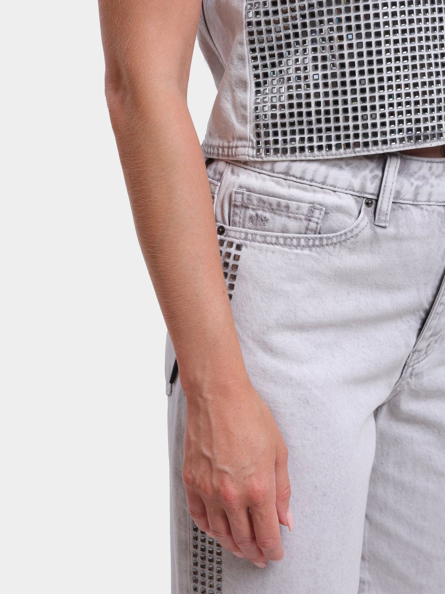 Жилет Armani Exchange XW001205 AF14703 M8090 джинсовый женский со стразами — купить в интернет-магазине Verdistore