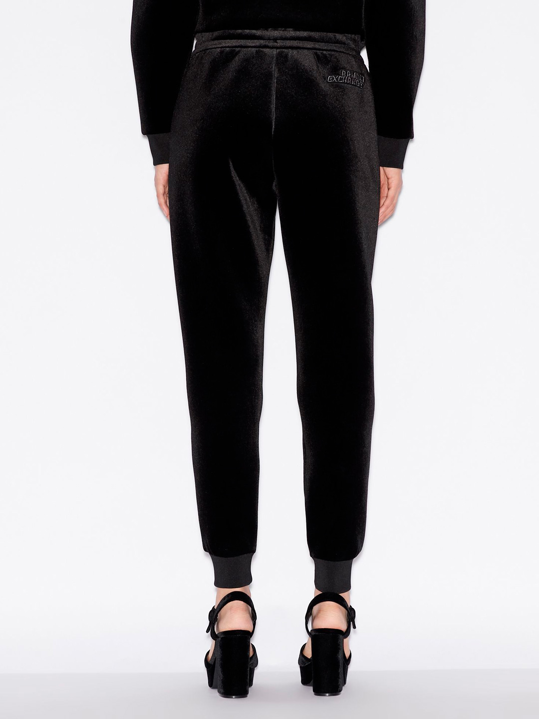 Брюки спортивные Armani Exchange 6GYP85 1200 черные женские из бархата — купить в интернет-магазине Verdistore
