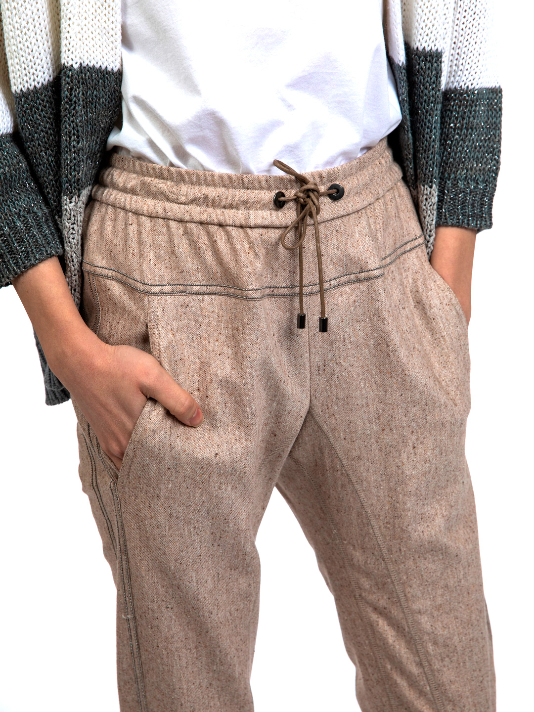 Брюки Brunello Cucinelli MA046P1809 бежевые женские — купить в интернет-магазине Verdistore