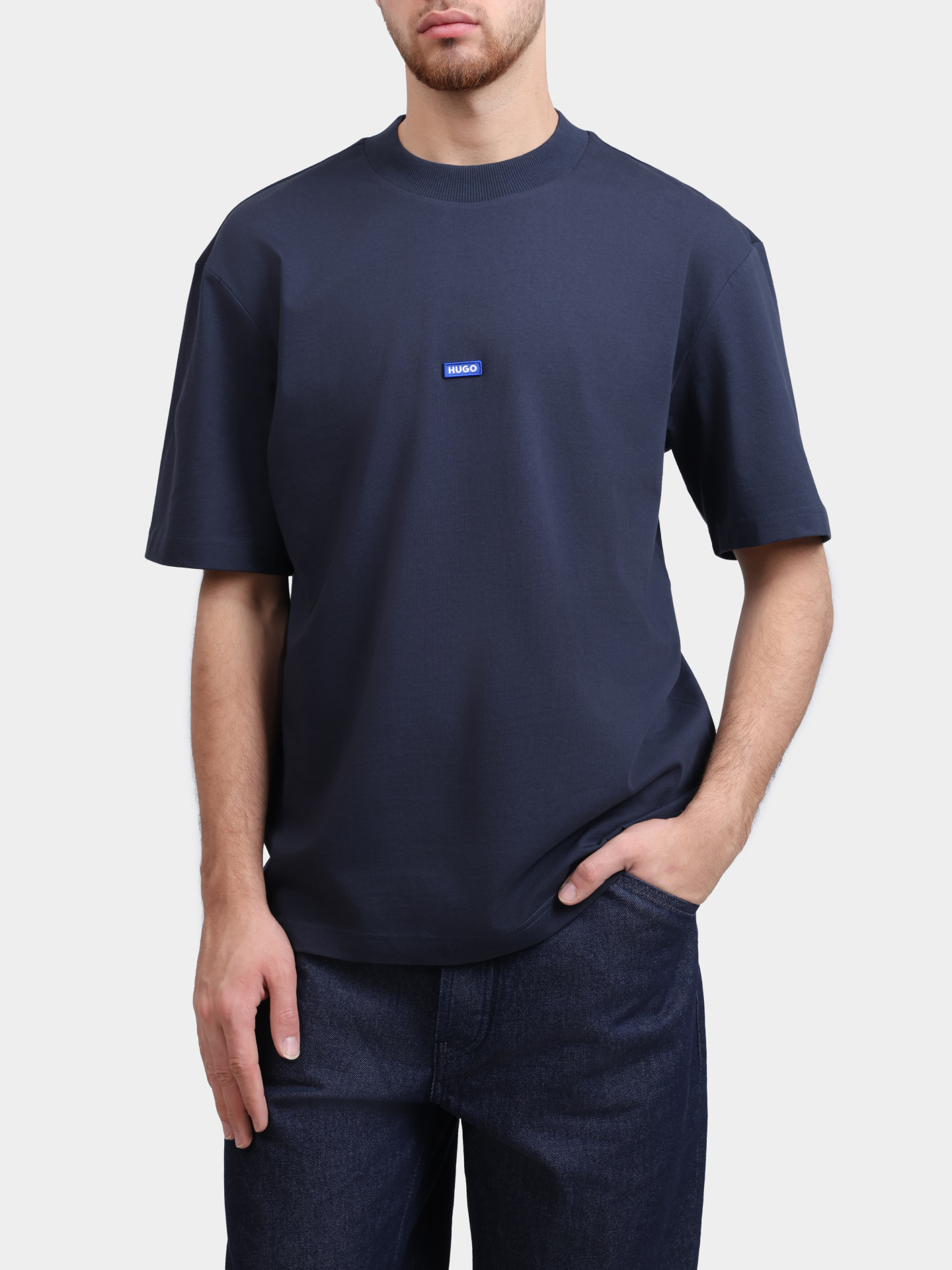 Футболка HUGO BLUE Nieros 10257318 01 50509991 415 мужская хлопковая с патчем-логотипом — купить в интернет-магазине Verdistore