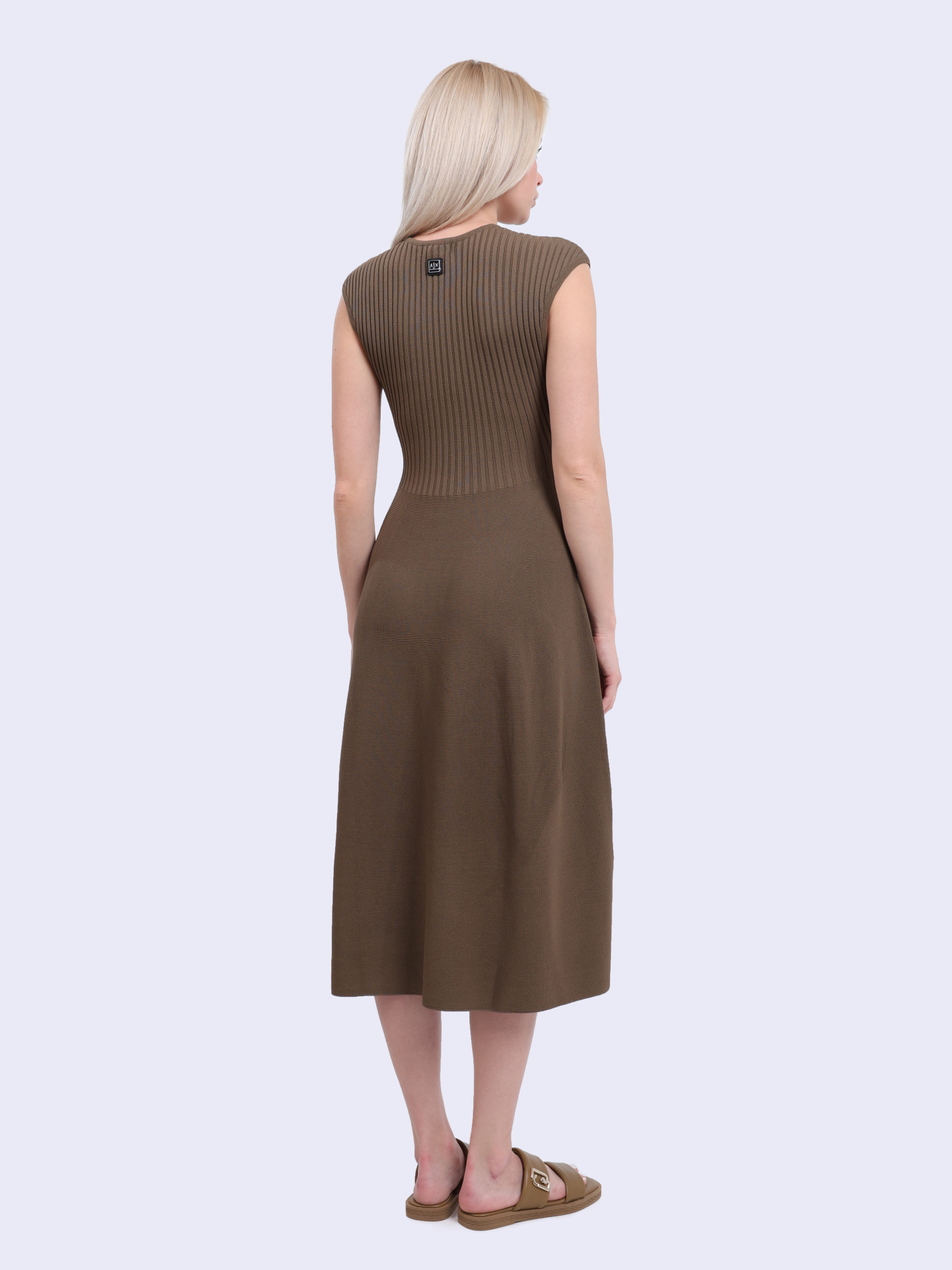 Платье Armani Exchange XW000119 AF10352 U6199 коричневое женское из трикотажа — купить в интернет-магазине Verdistore